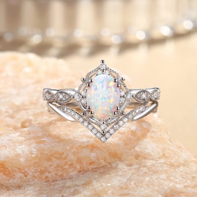 Polished Detail Vintage Detail Felicegals Signature Vintage Oval Cut Opal Infinity Ring Set 2pcs - Mira