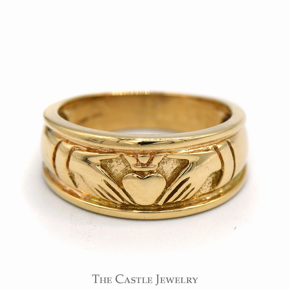 Stylish Item Brilliant Work 14k Yellow Gold Claddagh Style Wedding Band with Ridged Design - Size 8.5