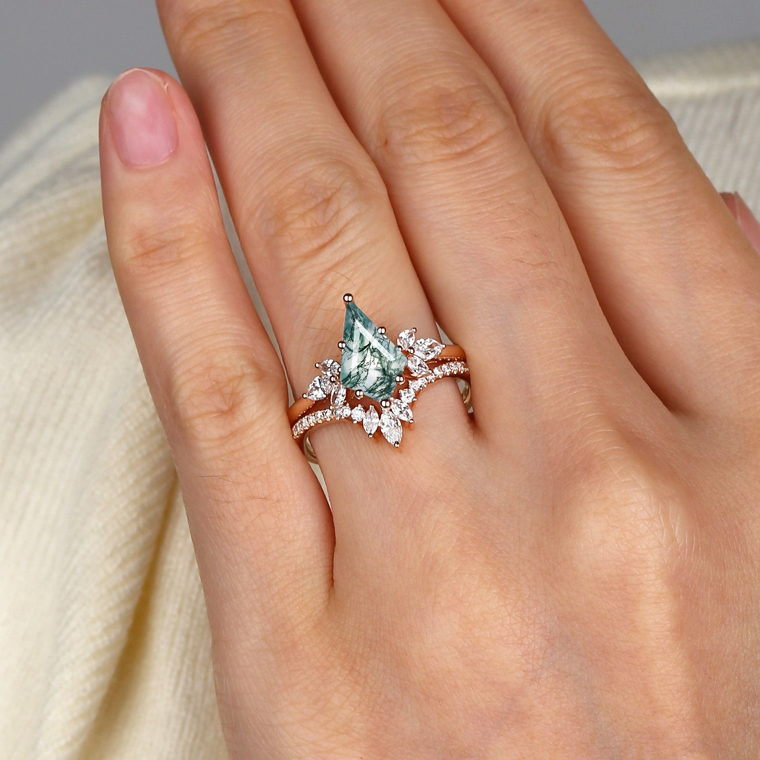 Everyday Pick Timeless Grace Fairy Ring - Kite Cut Moss Agate Butterfly Engagement Ring Set 2pcs