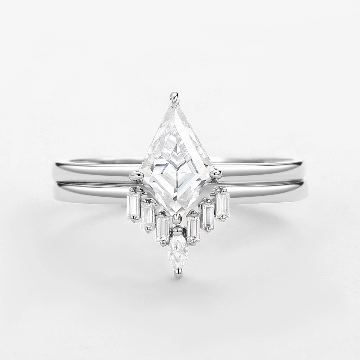 Unique Kite Cut Moissanite Baguette Engagement Ring Sets 2pcs - Cielo Modern Detail Modern Detailing