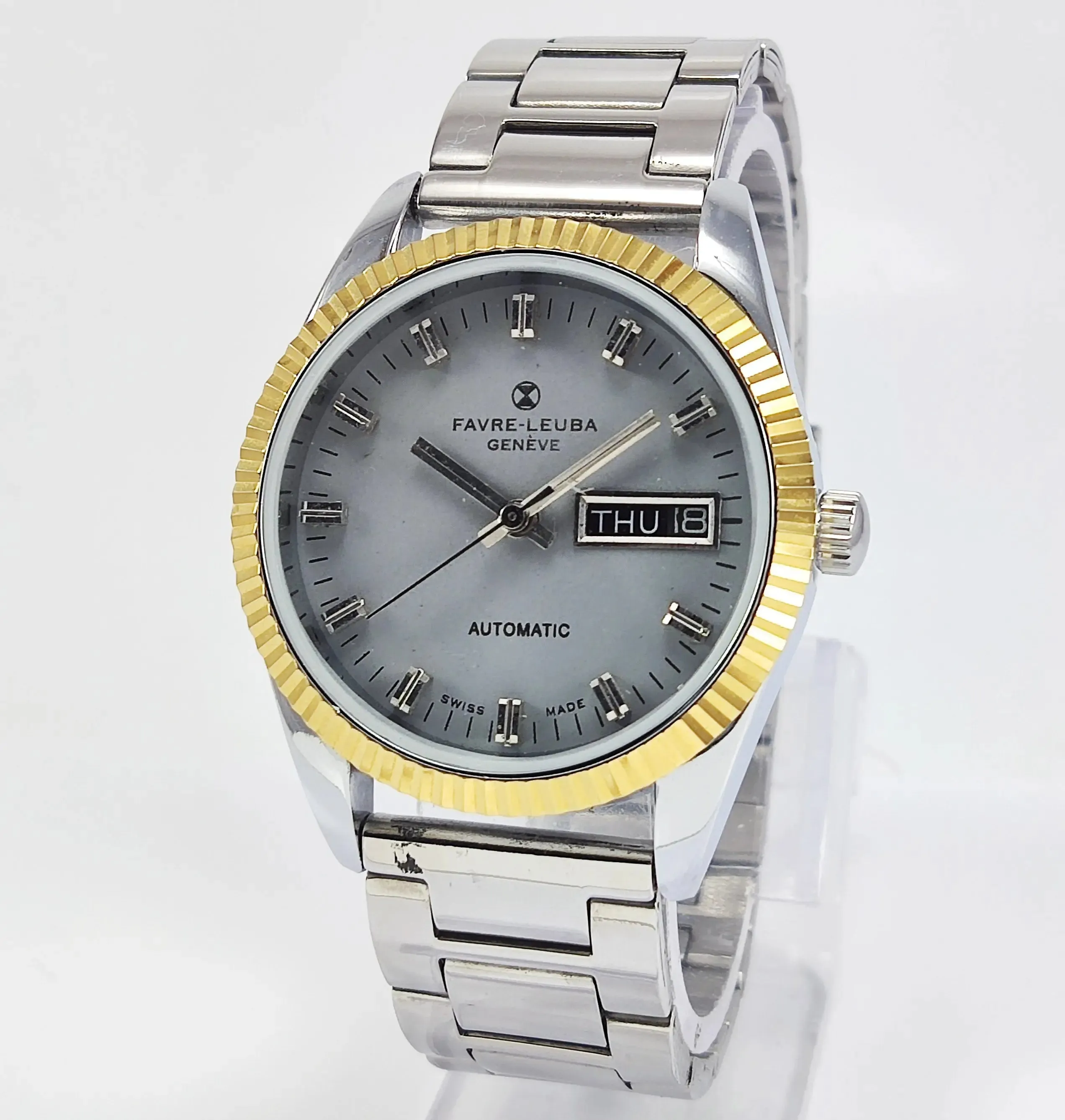 Favre Leuba Geneve Gray Dial Automatic Day Date Golden Bezel Men's Watch 17 Jewels