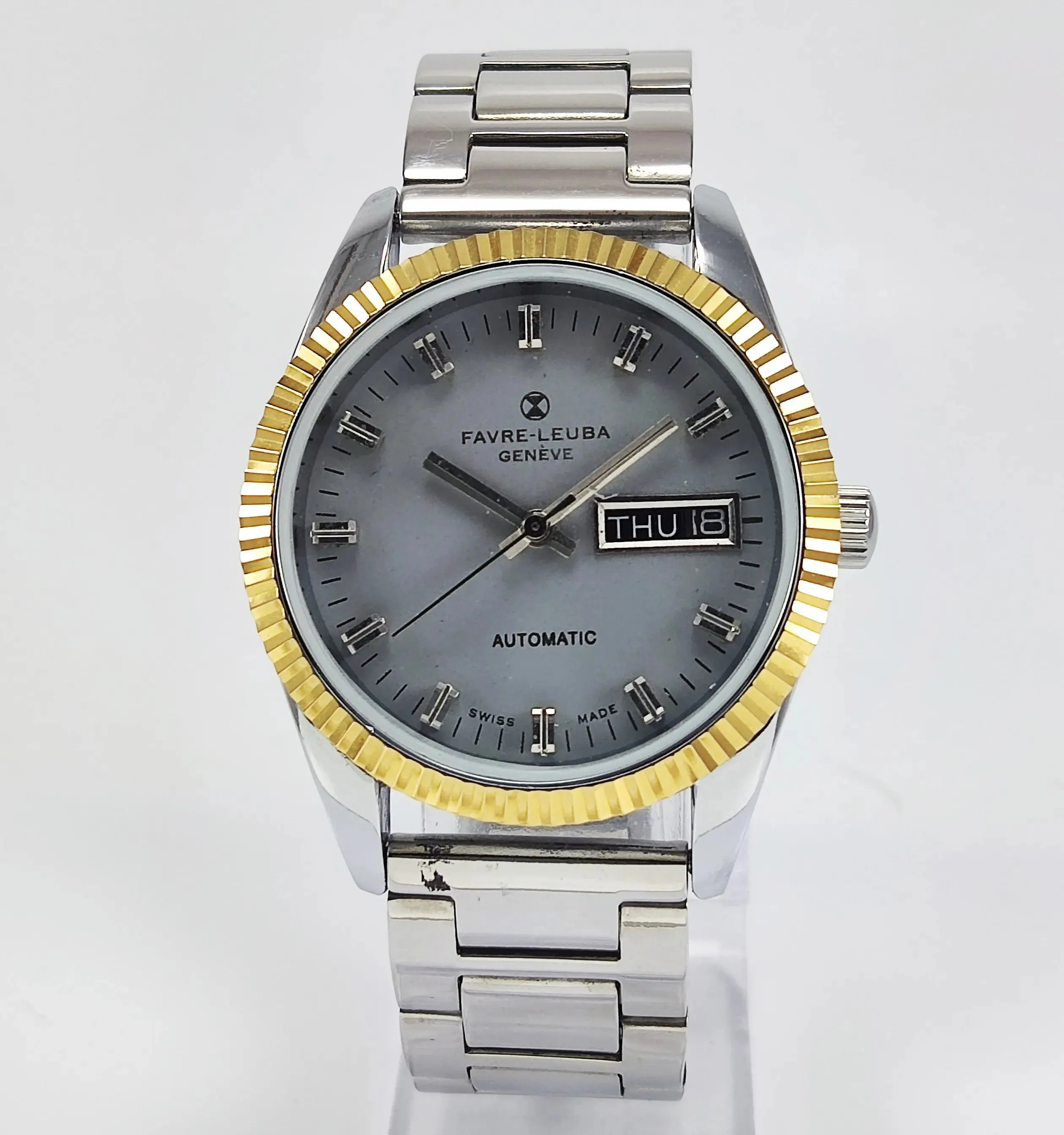 Favre Leuba Geneve Gray Dial Automatic Day Date Golden Bezel Men's Watch 17 Jewels