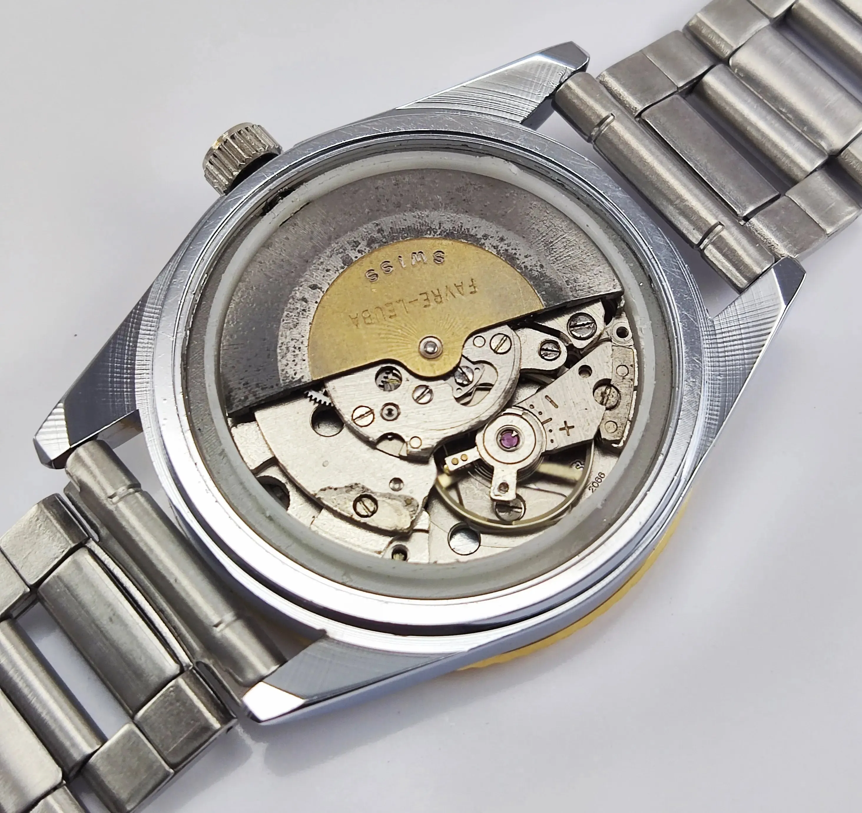 Favre Leuba Geneve Pista Green Dial Automatic 17 Jewels Golden Bezel Men's Watch