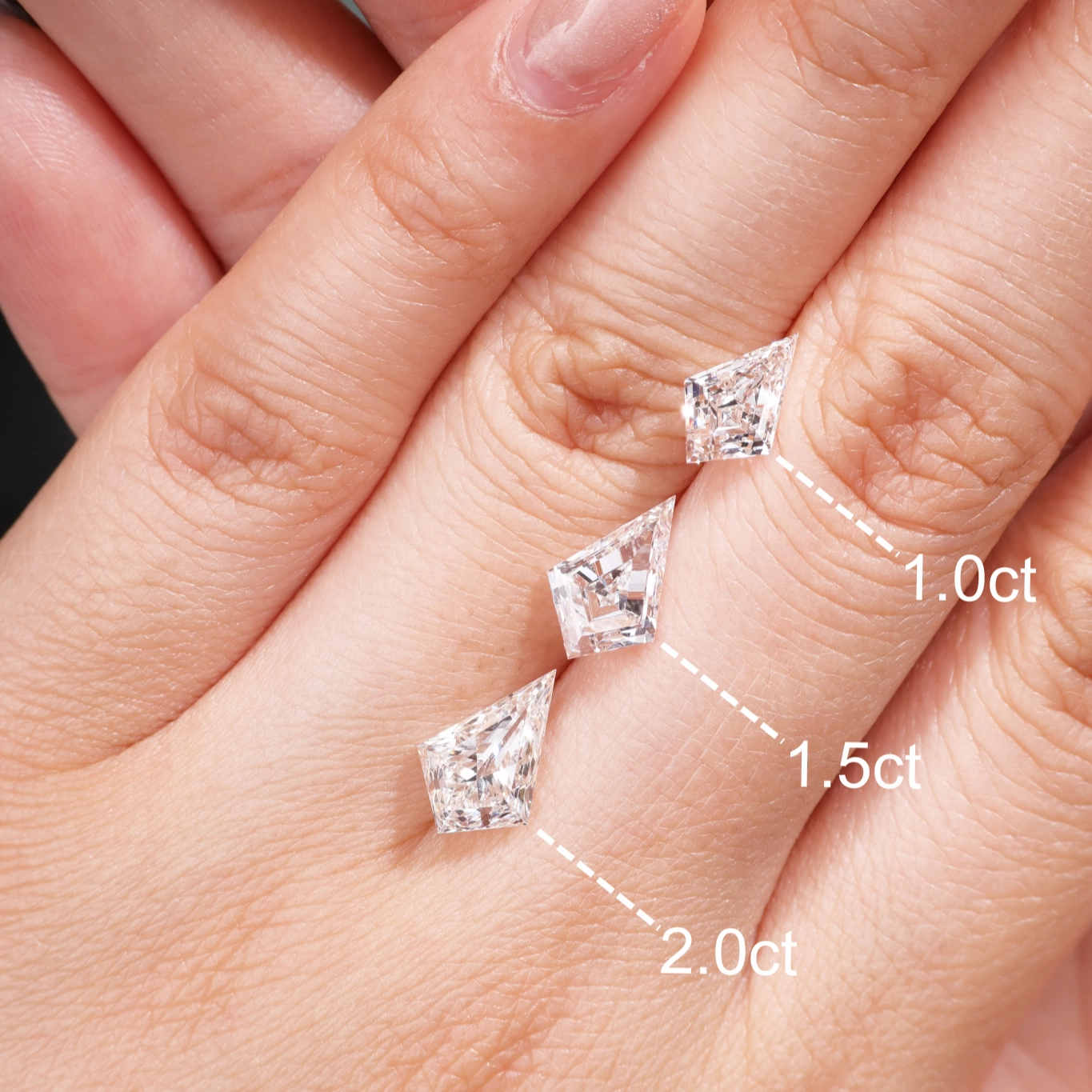 Fashionable Detail Precious Stones Kite Lab Grown Diamond & Black Diamond Leafy Ring Set 3pcs