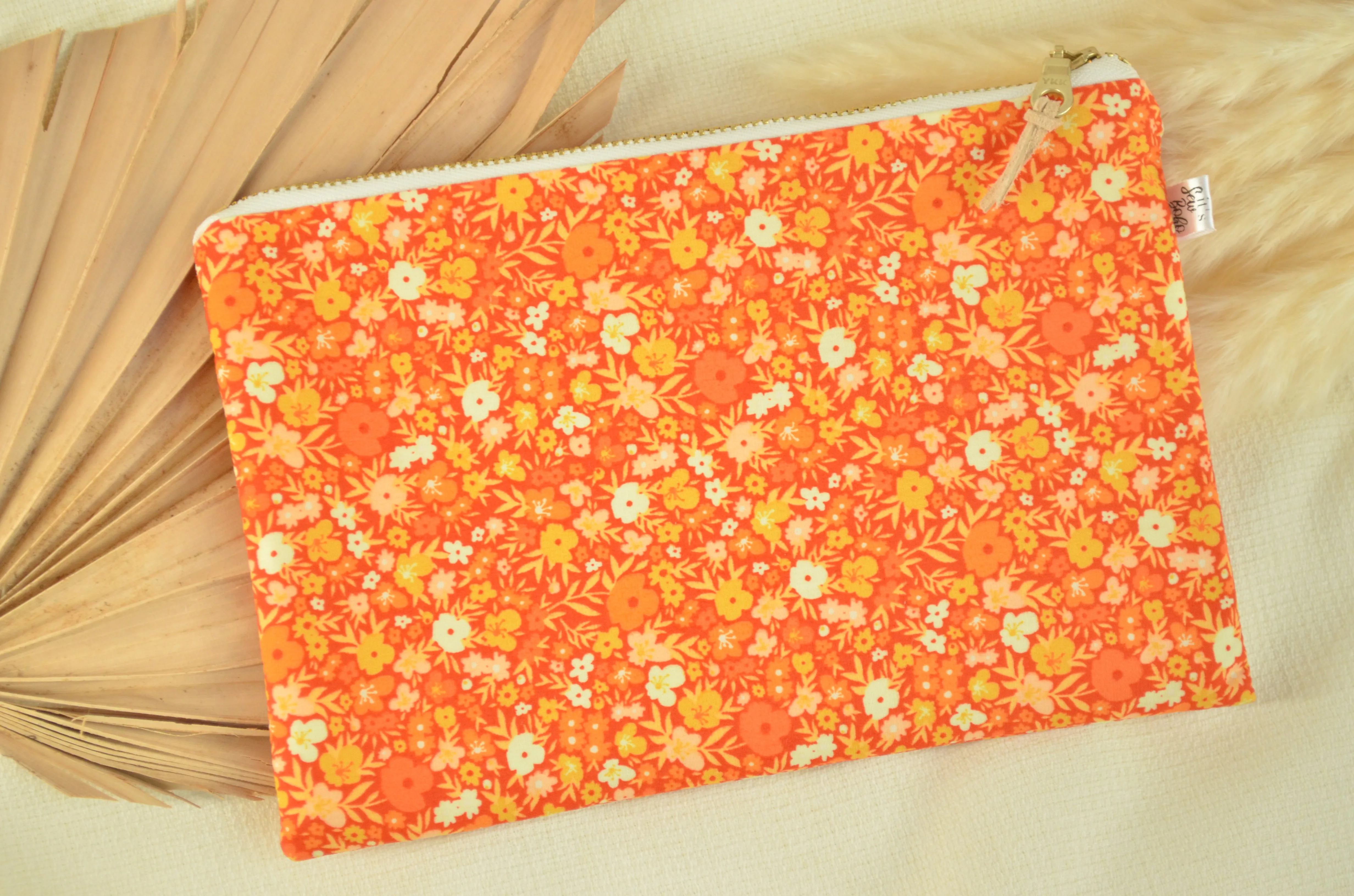 Flowery Meadows Medium Pouch