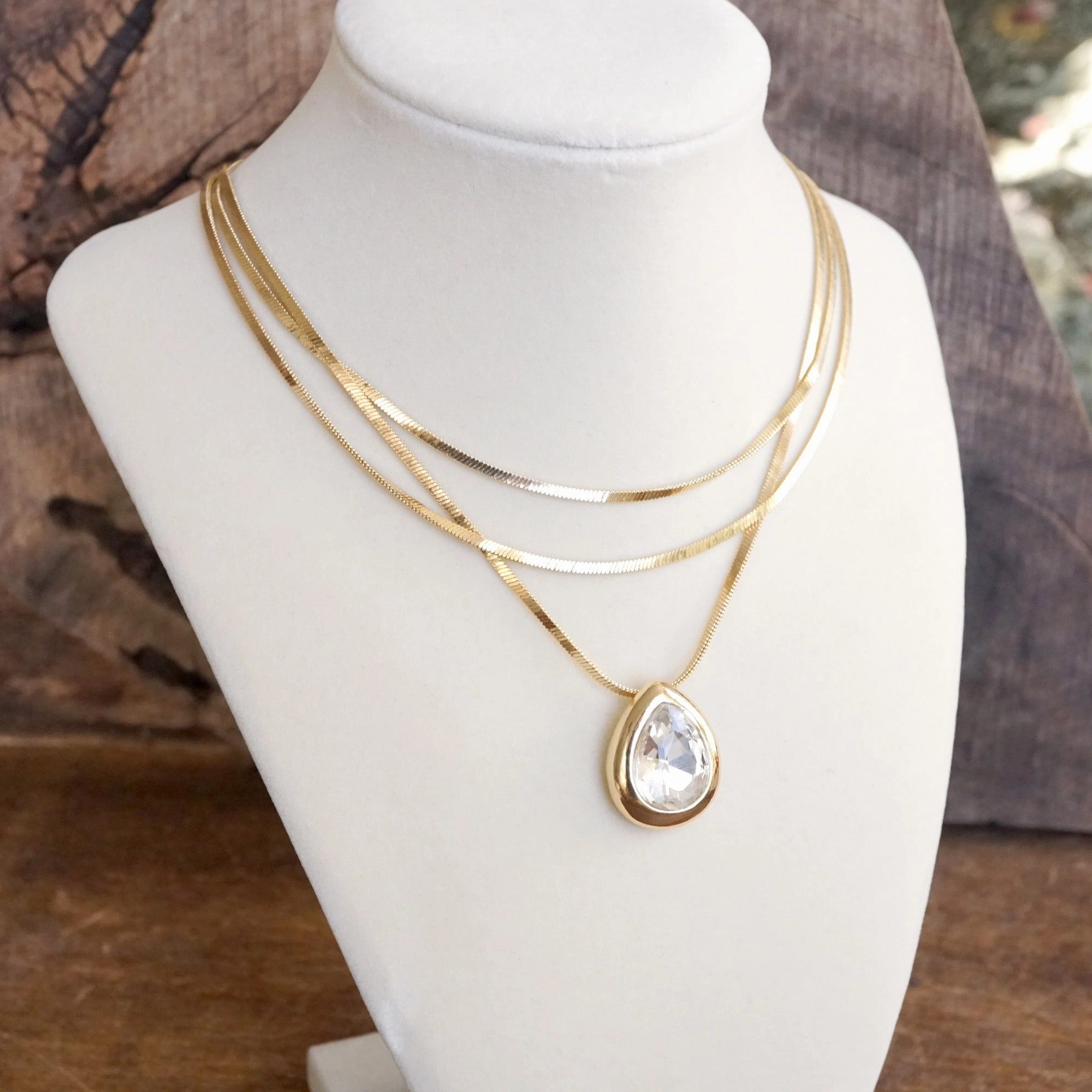 Soft Style Party Gift Layered Gold Chain Statement Necklace with Teardrop Crystal Pendant