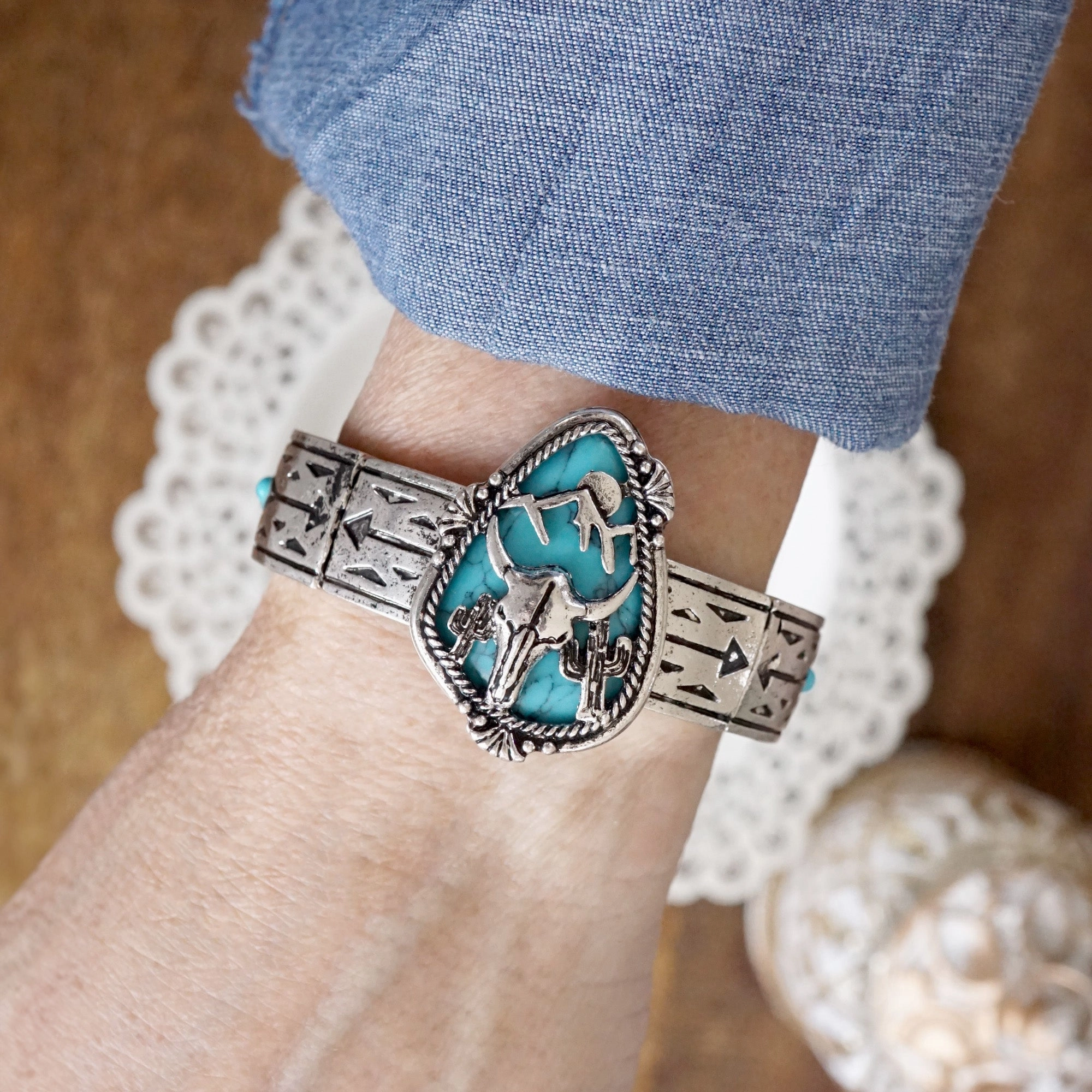 Bespoke Creations Highly Praised Western Cowgirl Bull Head Statement Bangle Bracelet ?C Silver & Turquoise