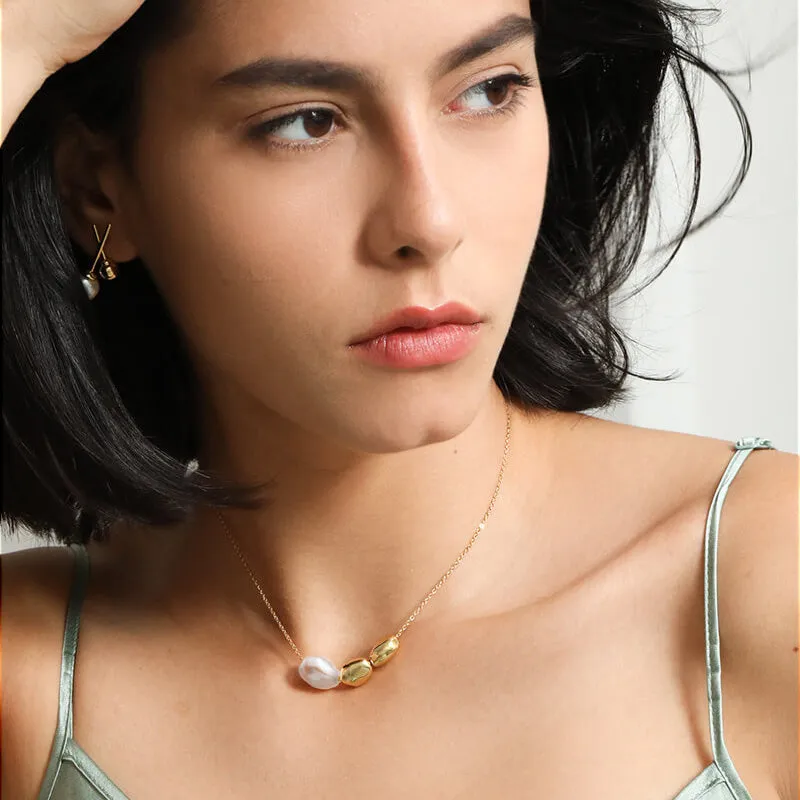 Gold Bead Baroque Pearl Pendant Necklace