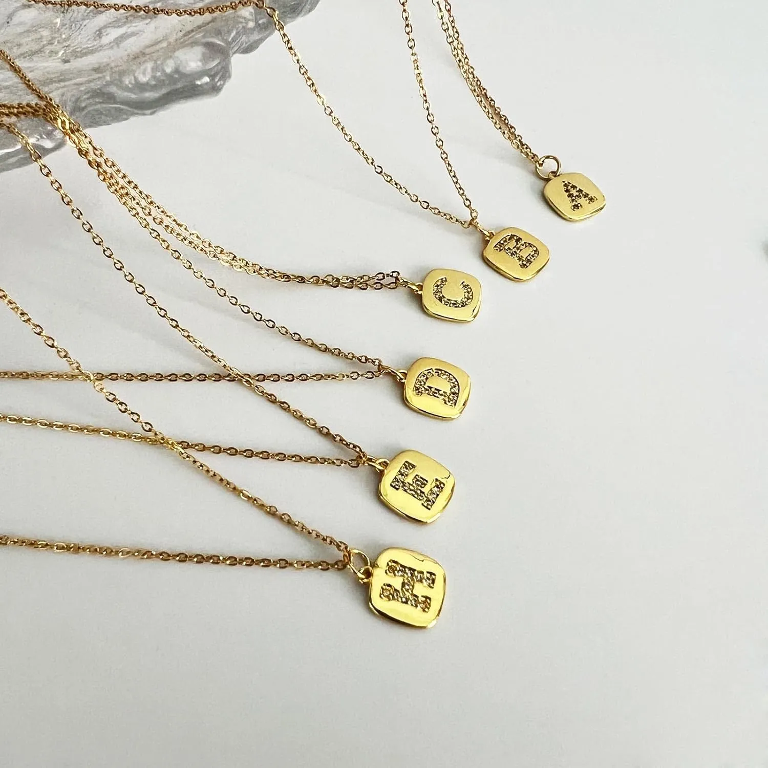 Gold Initial Necklaces for Women, Dainty Gold Plated Initial Pendant Necklace Tiny A-Z Letter Short Necklace Trendy Cute Jewelry