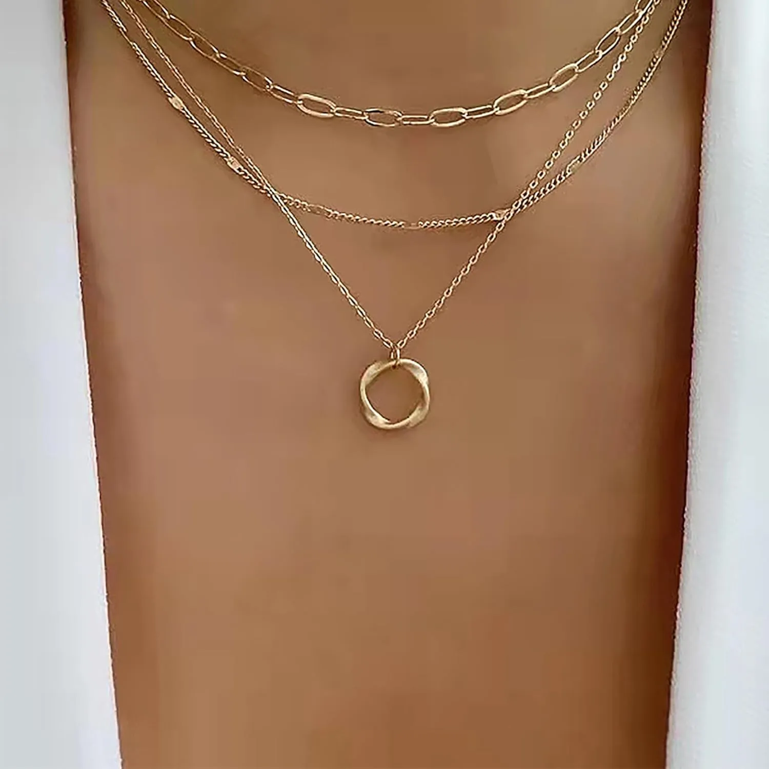 Gold Paper Clip Necklaces for Women Paper Clip Pendant Necklaces Simple Layered Chain Necklace Fashion Trendy Layered Necklaces Set for Women Jewelry