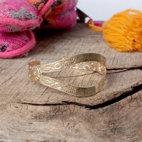 Signature Brand Golden Odyssey ?C Boho Gypsy Stamped Cuff