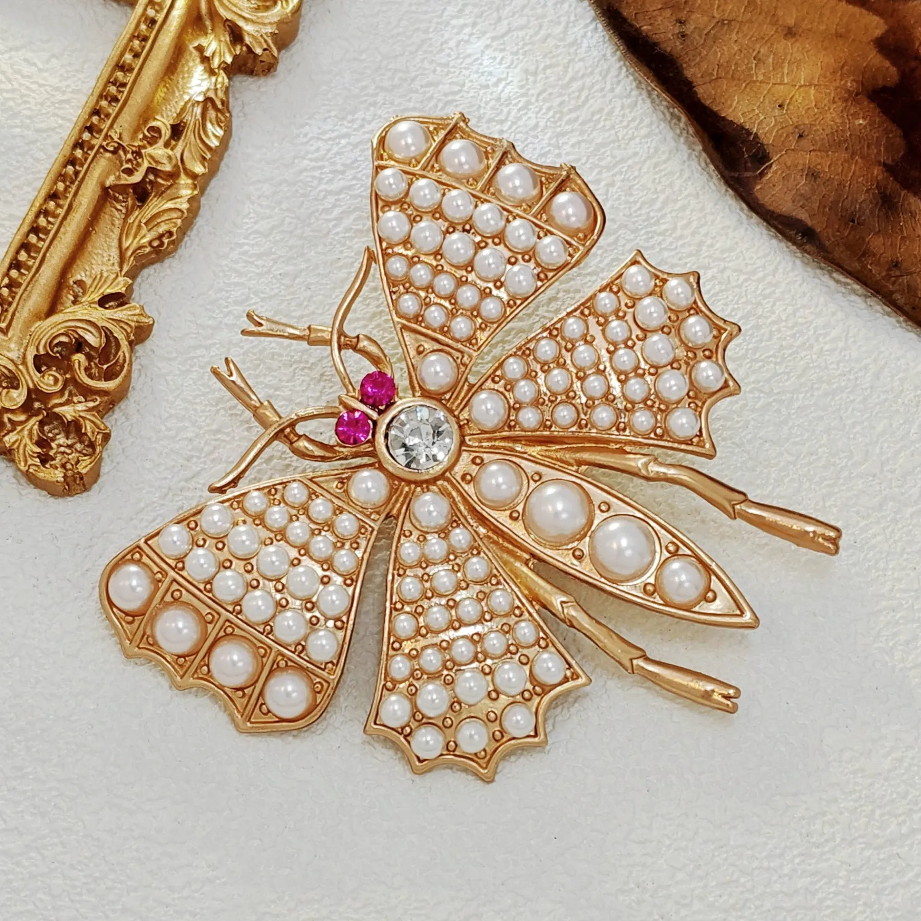 Gorgeous Gold & Imitated Pearl Large Butterfly Brooch Pin Statement Insect Jewelry