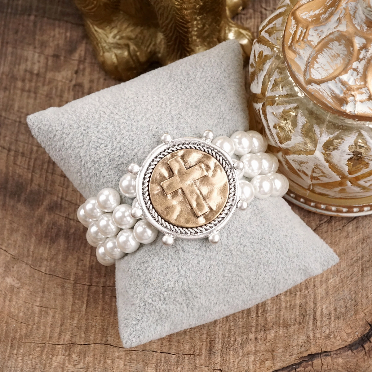 No-Fuss Fashion Gracebound ?C Cross Coin & Chunky Pearl 3-in-1 Statement Bracelet in Mixed Metals