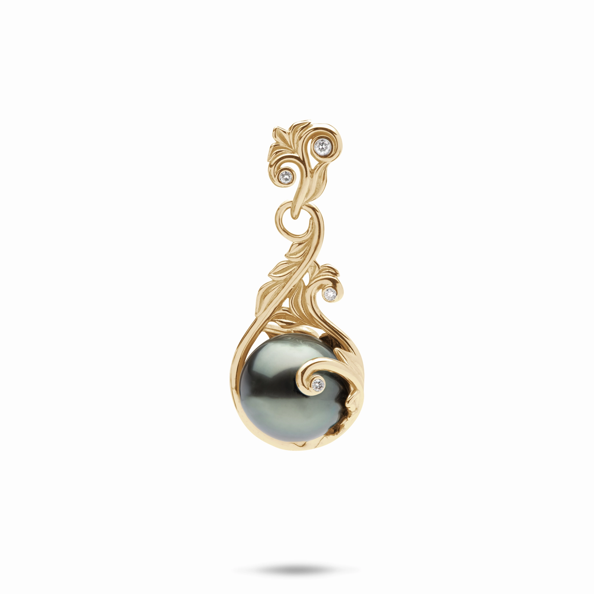 Lively Accent Living Heirloom Tahitian Black Pearl Pendant in Gold with Diamonds -9-10mm