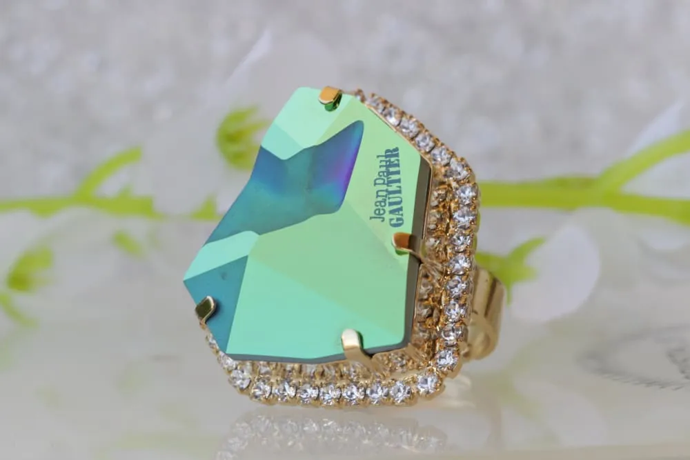 GREEN RING