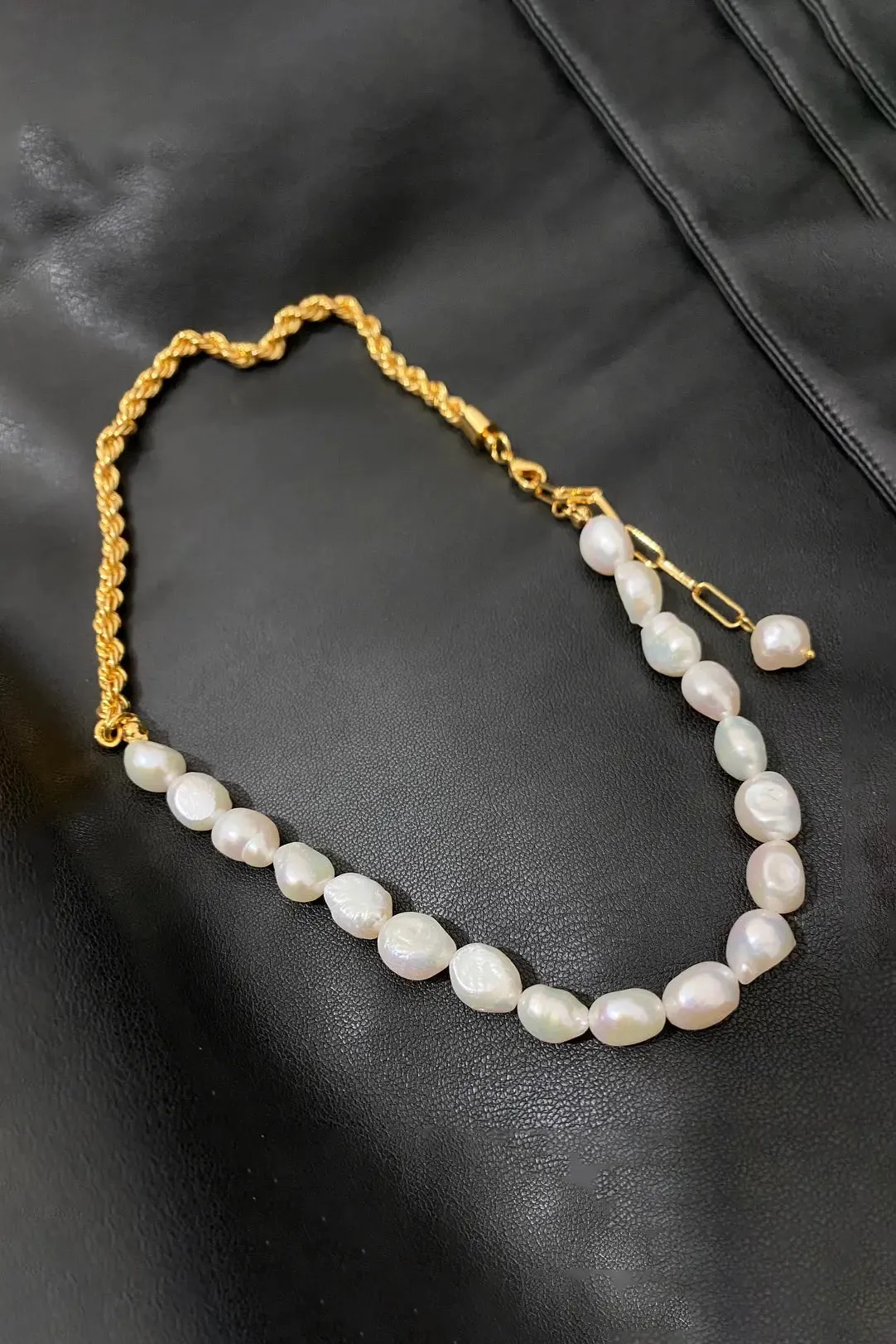 Half Pearl Half Gold Chain Choker Necklace