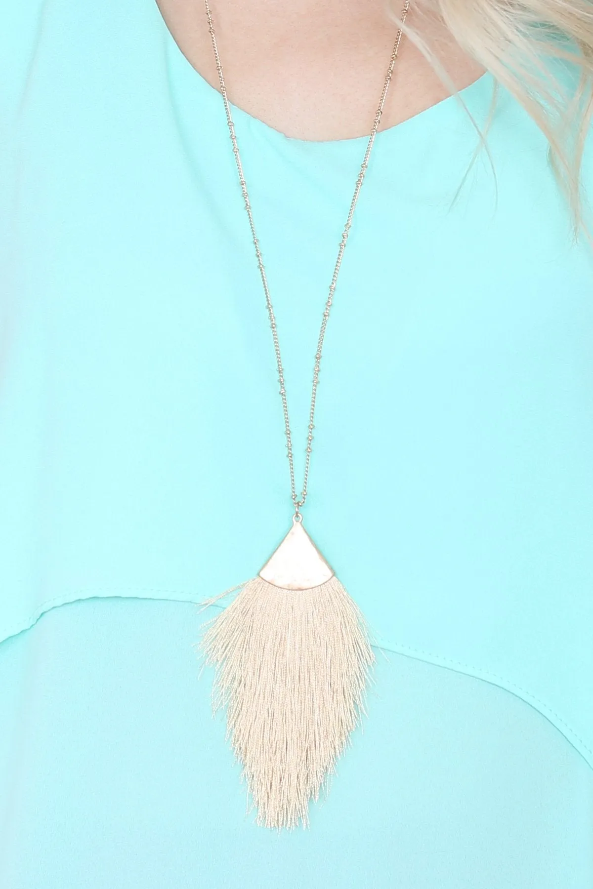 Hdn2231 - Tassel Dainty Necklace