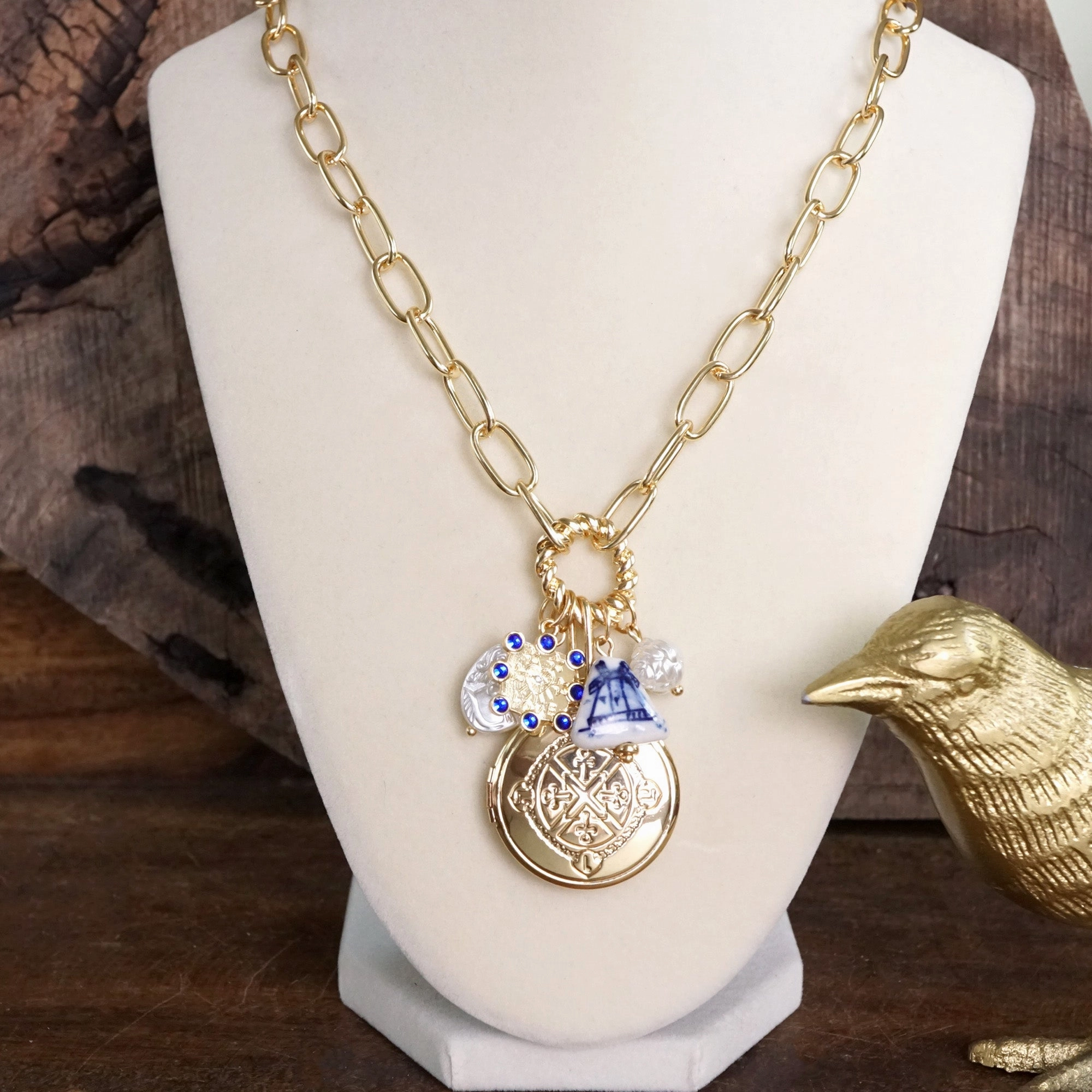 Teacher Present Joyful Style Multi-Charm Chinoiserie & Pearl Locket Cluster Necklace ?C Soft Blue & Gold