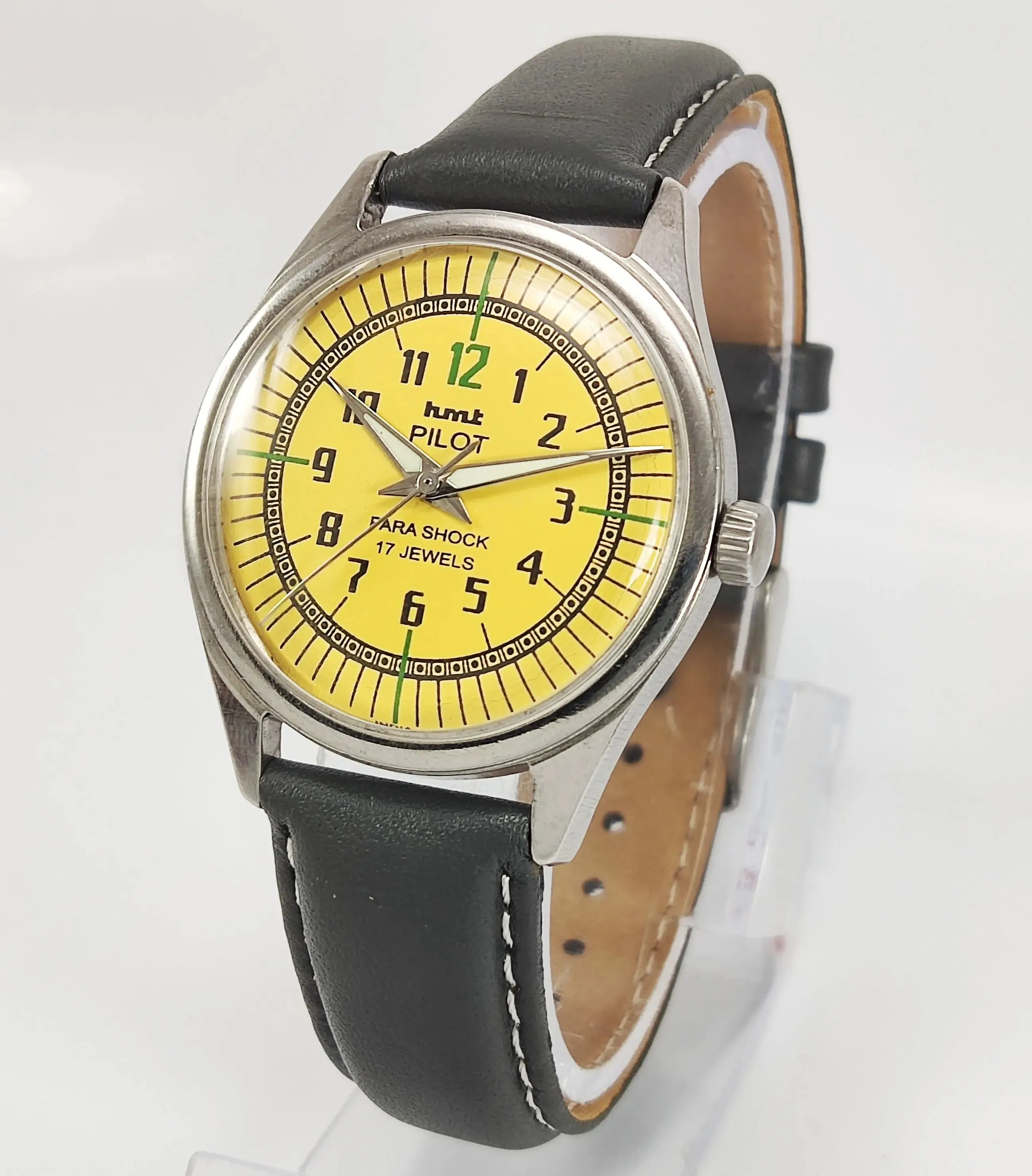 HMT Pilot Para Shock 17 Jewels Yellow Dial Mechanical Hand winding Men's Wrist Watch