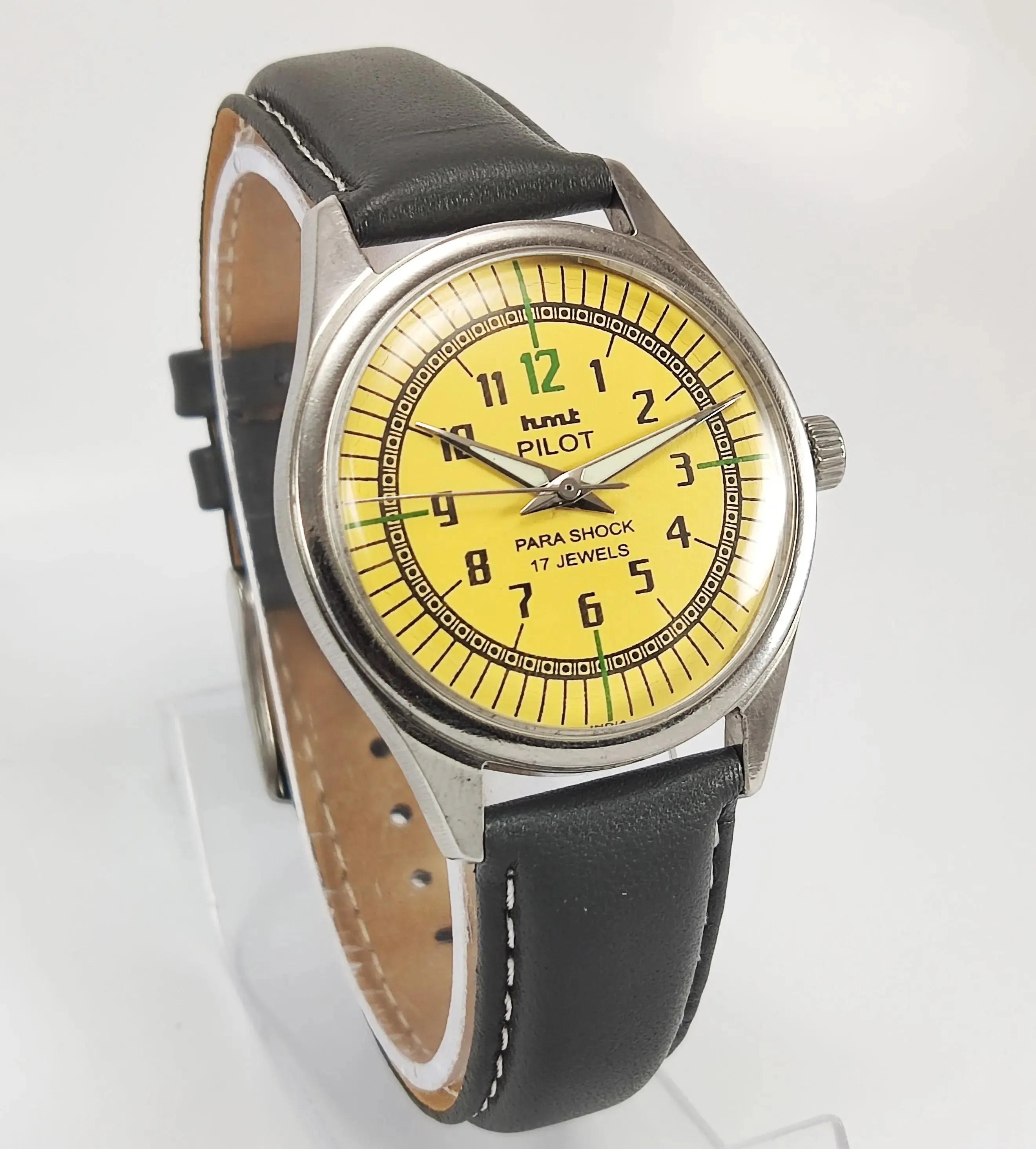 HMT Pilot Para Shock 17 Jewels Yellow Dial Mechanical Hand winding Men's Wrist Watch