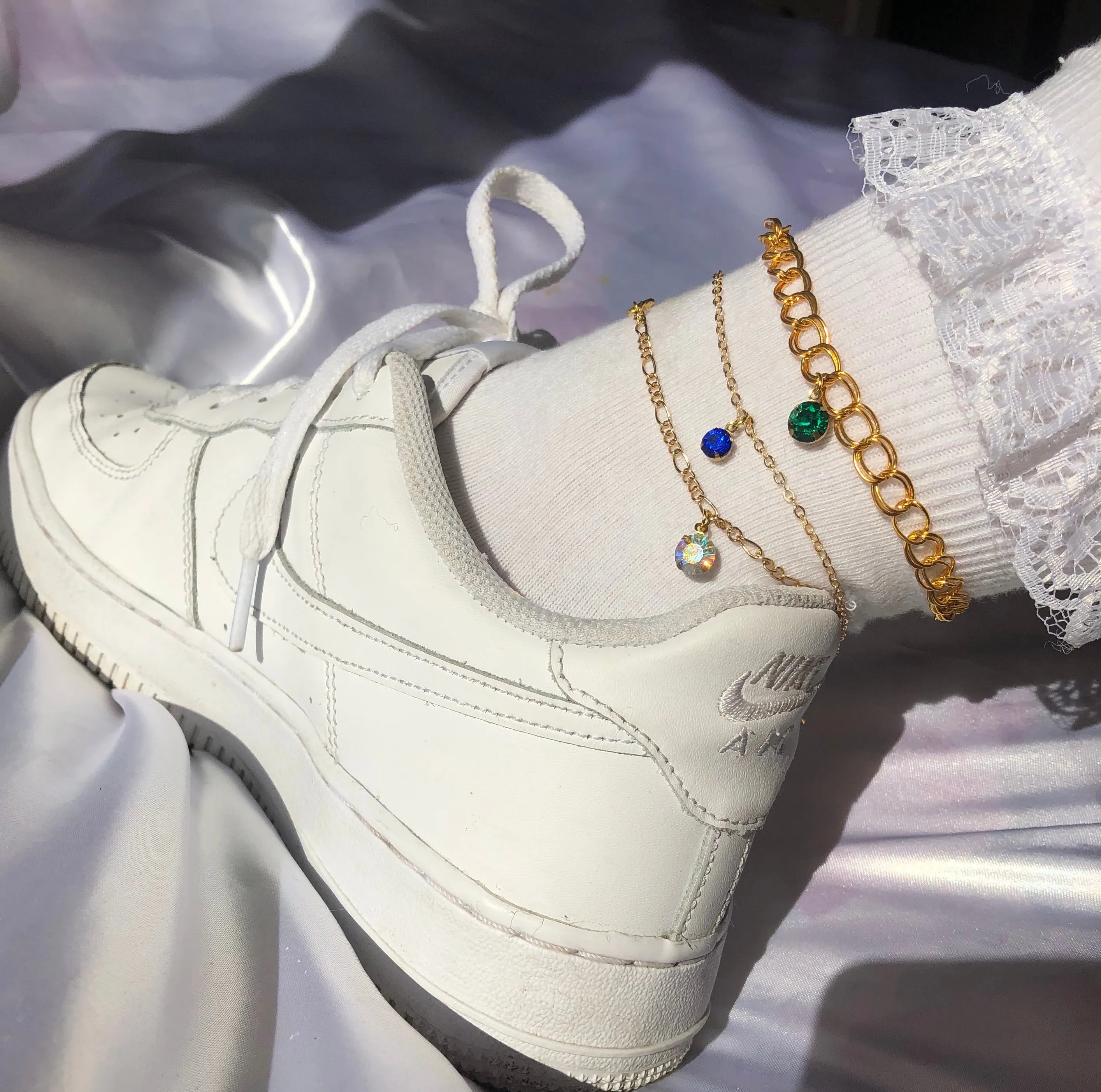 Icy drop anklet