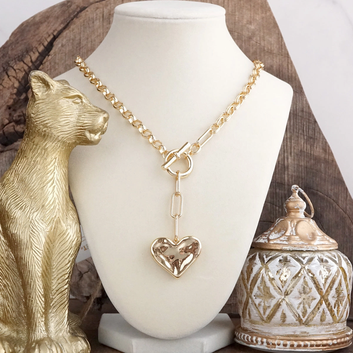 Heartline Glow ?C Hammered Heart Lariat Necklace in Gold Modern Style