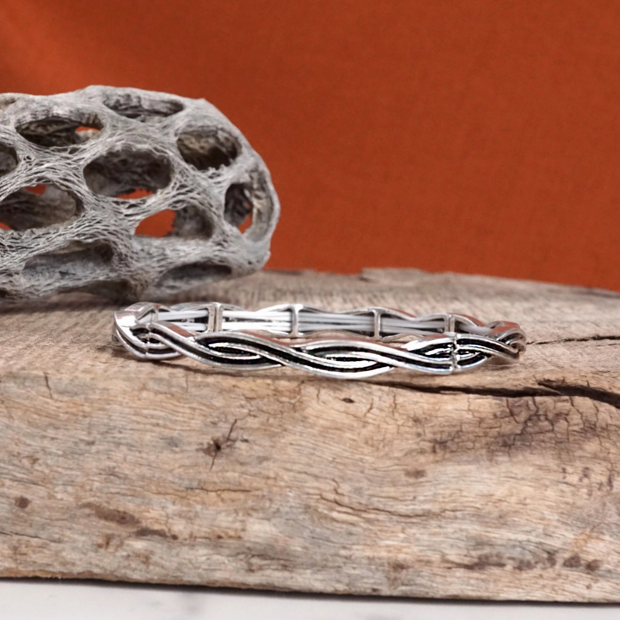 Exclusive Drops Desert Dream Stretch Bangles ?C Silver-Toned Western Glam with Crystal Kisses