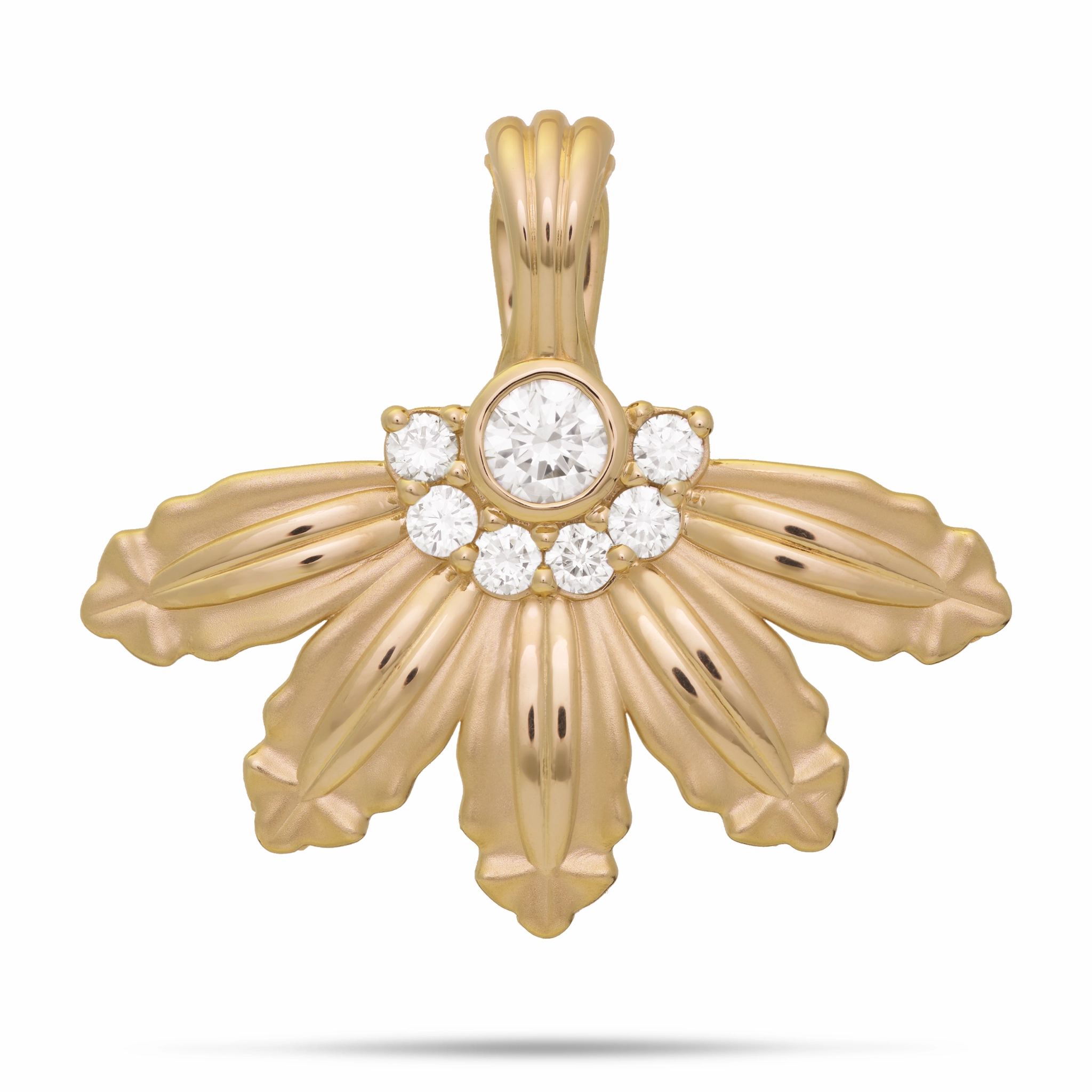 Evening Look Mountain Naupaka Pendant in Gold with Lab Grown Diamonds - 40mm