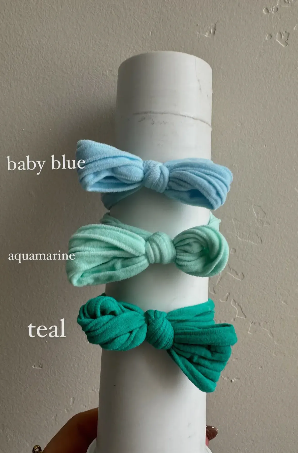 kaxi bow slick back ponytails