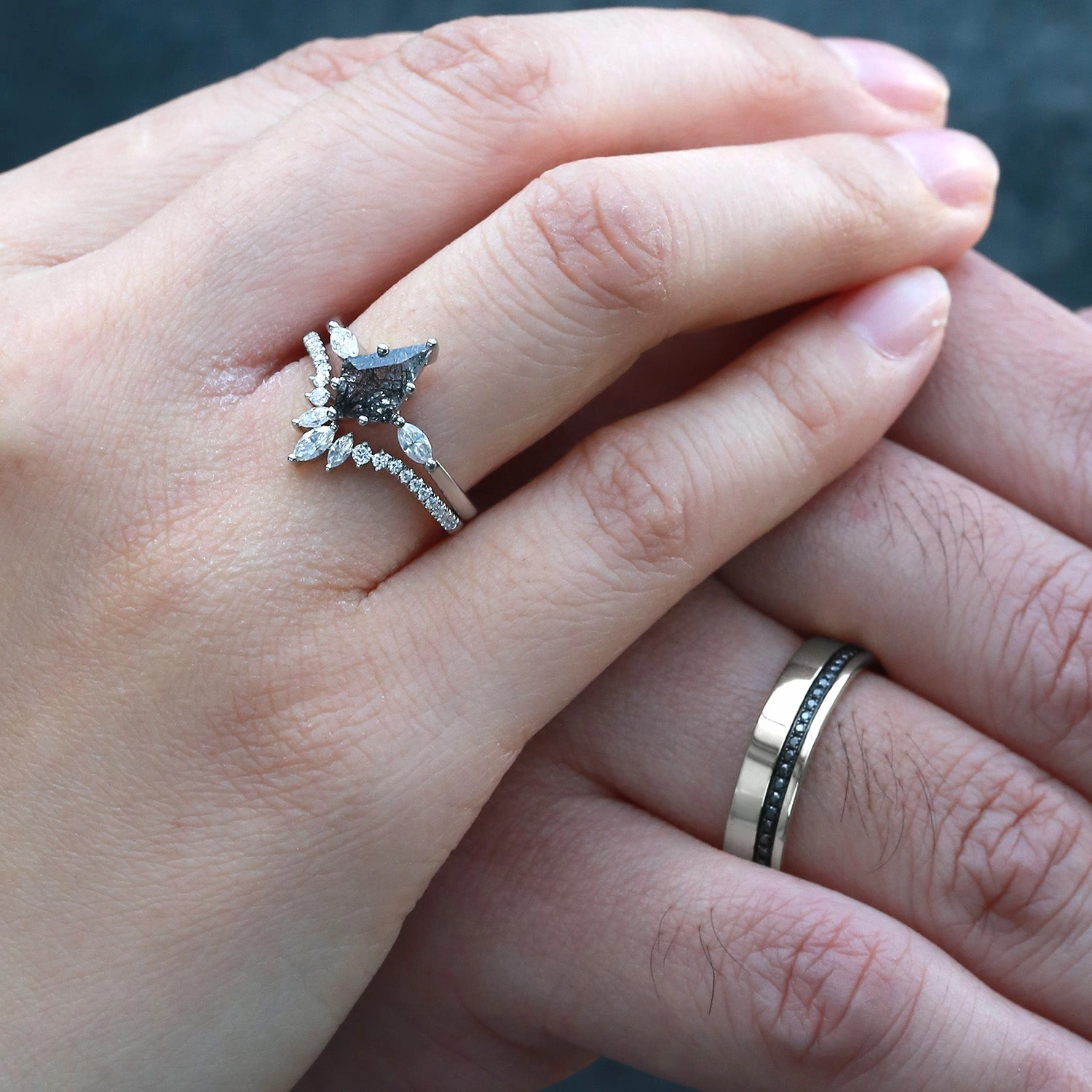 Youthful Twist Kite Cut Black Rutilated Quartz Couple Ring Set 3pcs - Jream