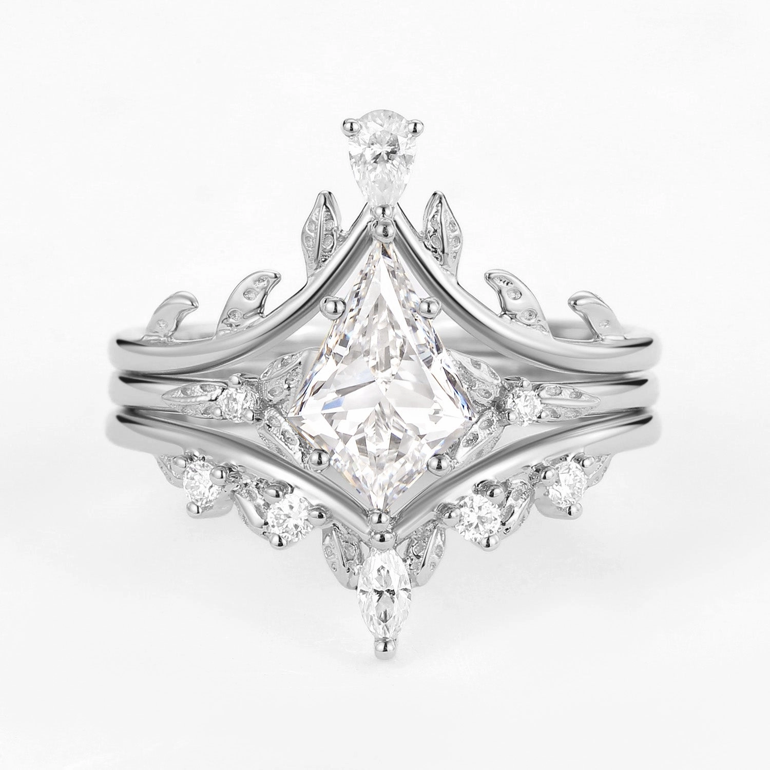 Kite Cut Lab Grown Diamond Leafy Engagement Ring Set 3pcs Subdued Sparkle