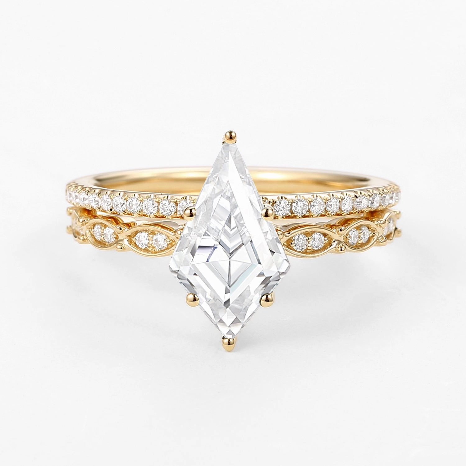 Urban Highlight Kite Cut Moissanite Engagement Ring with Straight Band Set 2pcs