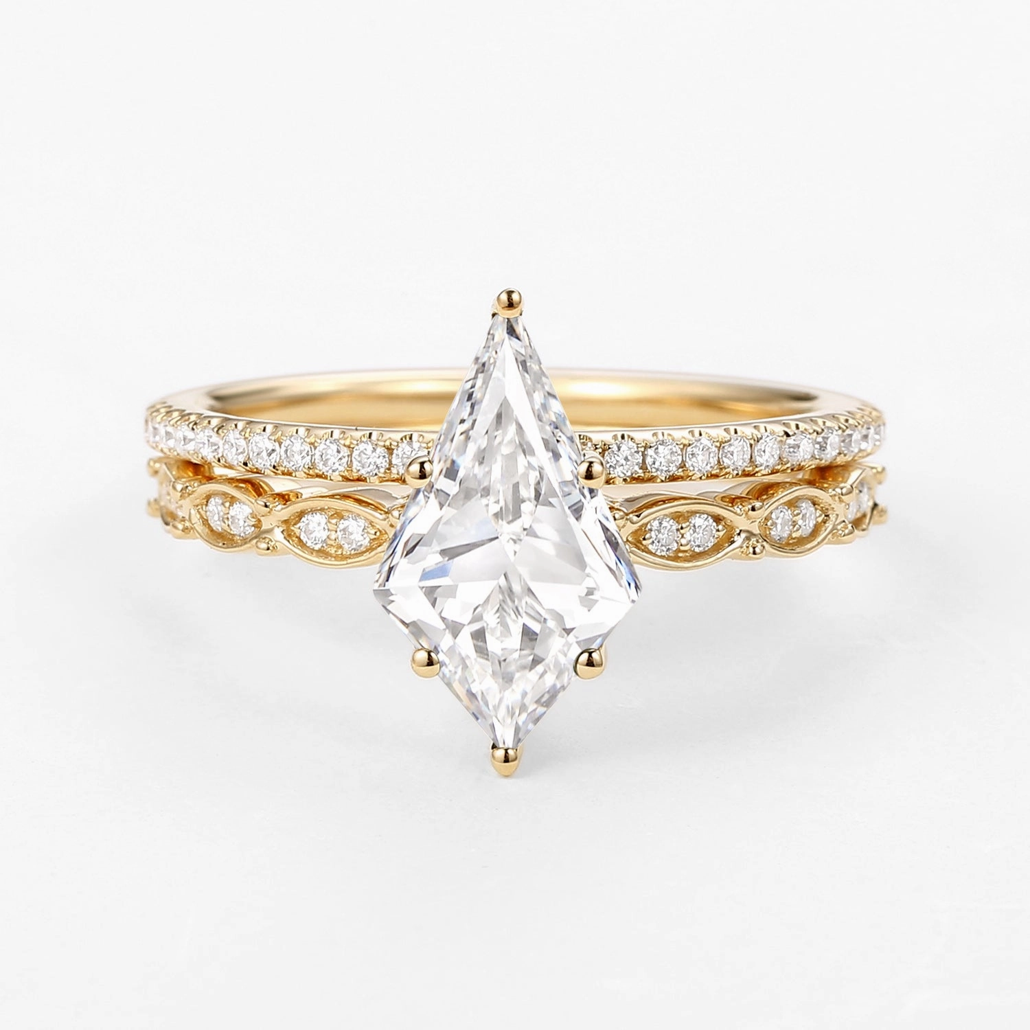 Luxury Style Bold Fashion Kite Cut Moissanite Engagement Ring with Straight Band Set 2pcs