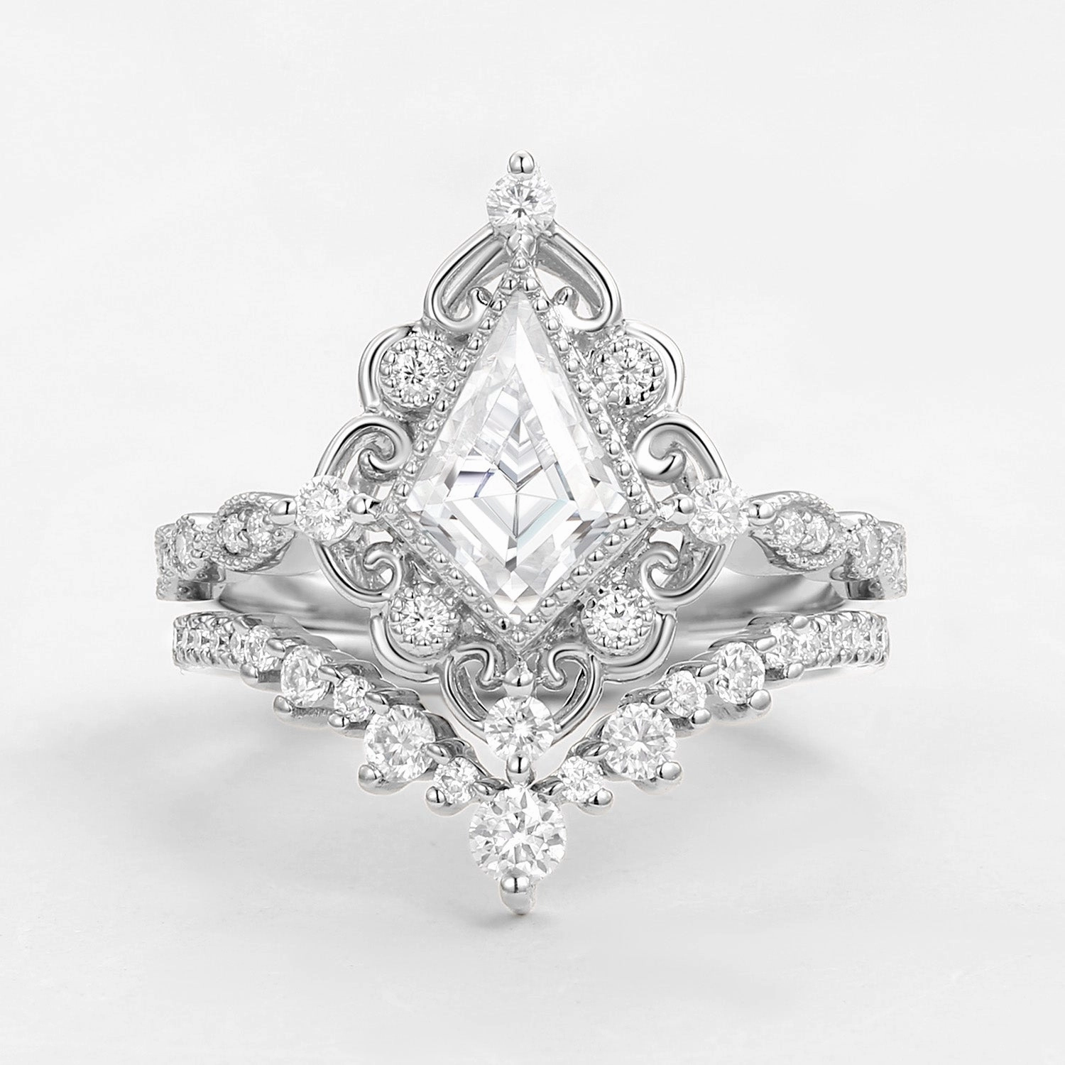 Kite Cut Moissanite Vintage Art Deco Engagement Ring Set 2pcs Glow Vibe exquisite design
