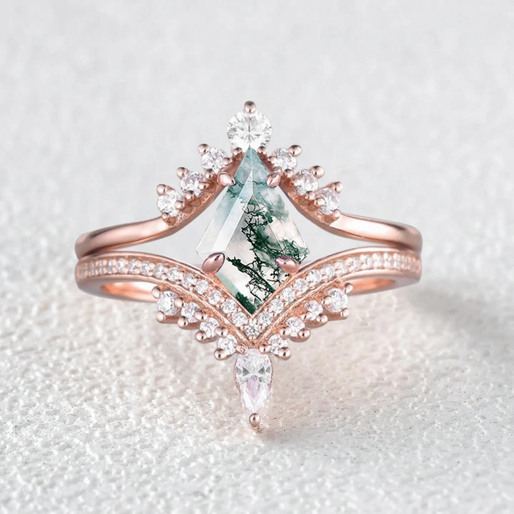 Kite Cut Moss Agate Deep V Chevron Engagement Ring Set 2pcs Glam Ready Retro Vibe