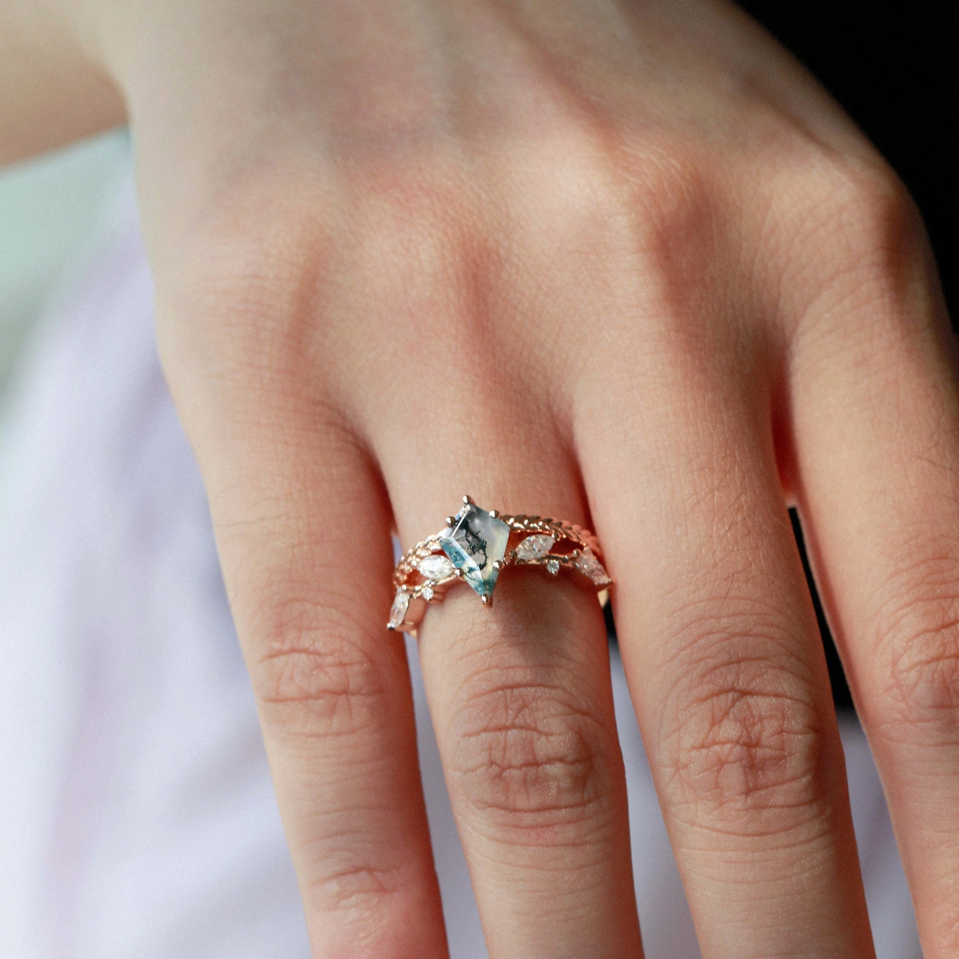 Ethereal Detail Formal Accent Kite Cut Moss Agate Leafy Vintage Engagement Ring Set 2pcs - Kelp