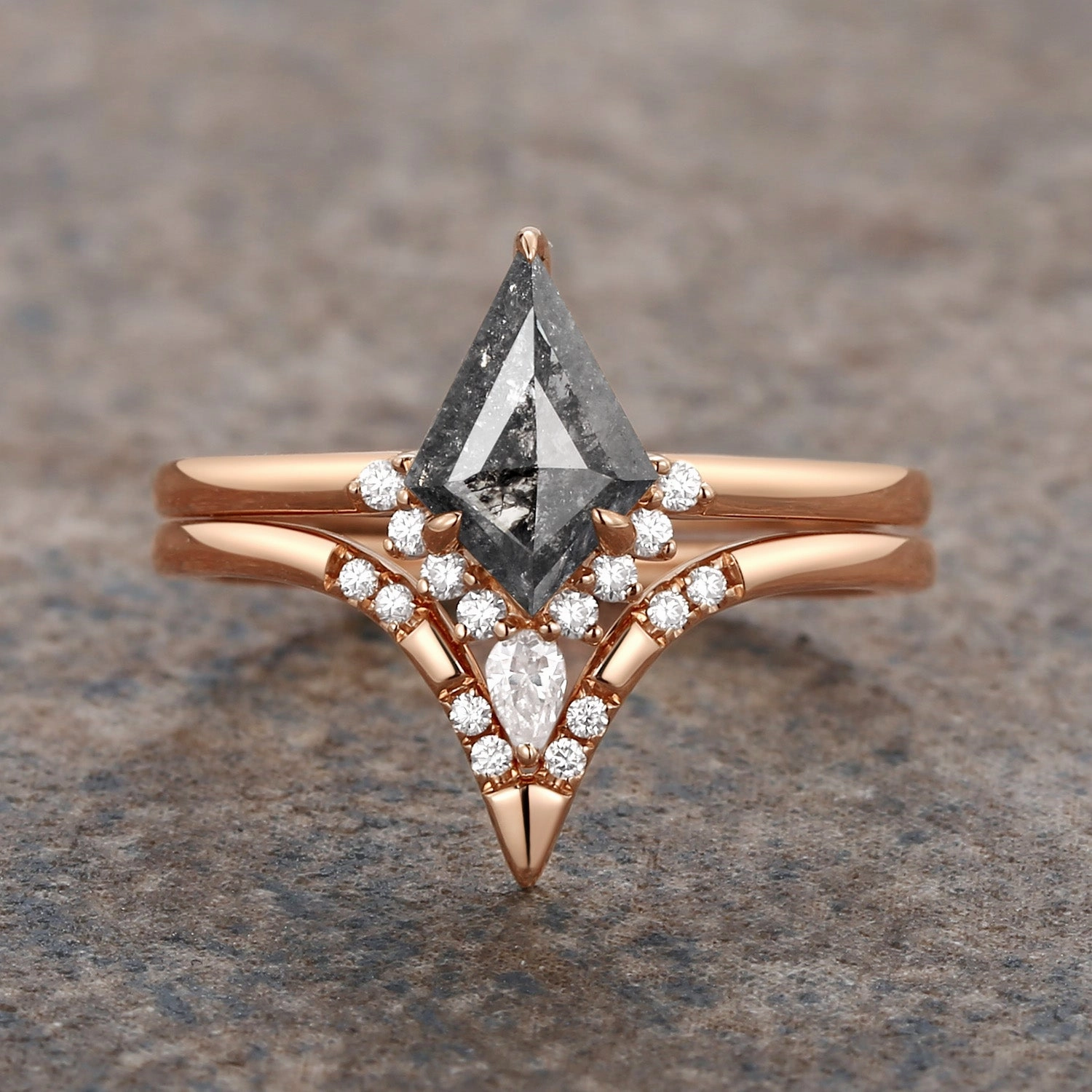 Breezy Look Fashion Forward Kite Salt and Pepper Diamonds Vintage Engagement Ring Set 2pcs