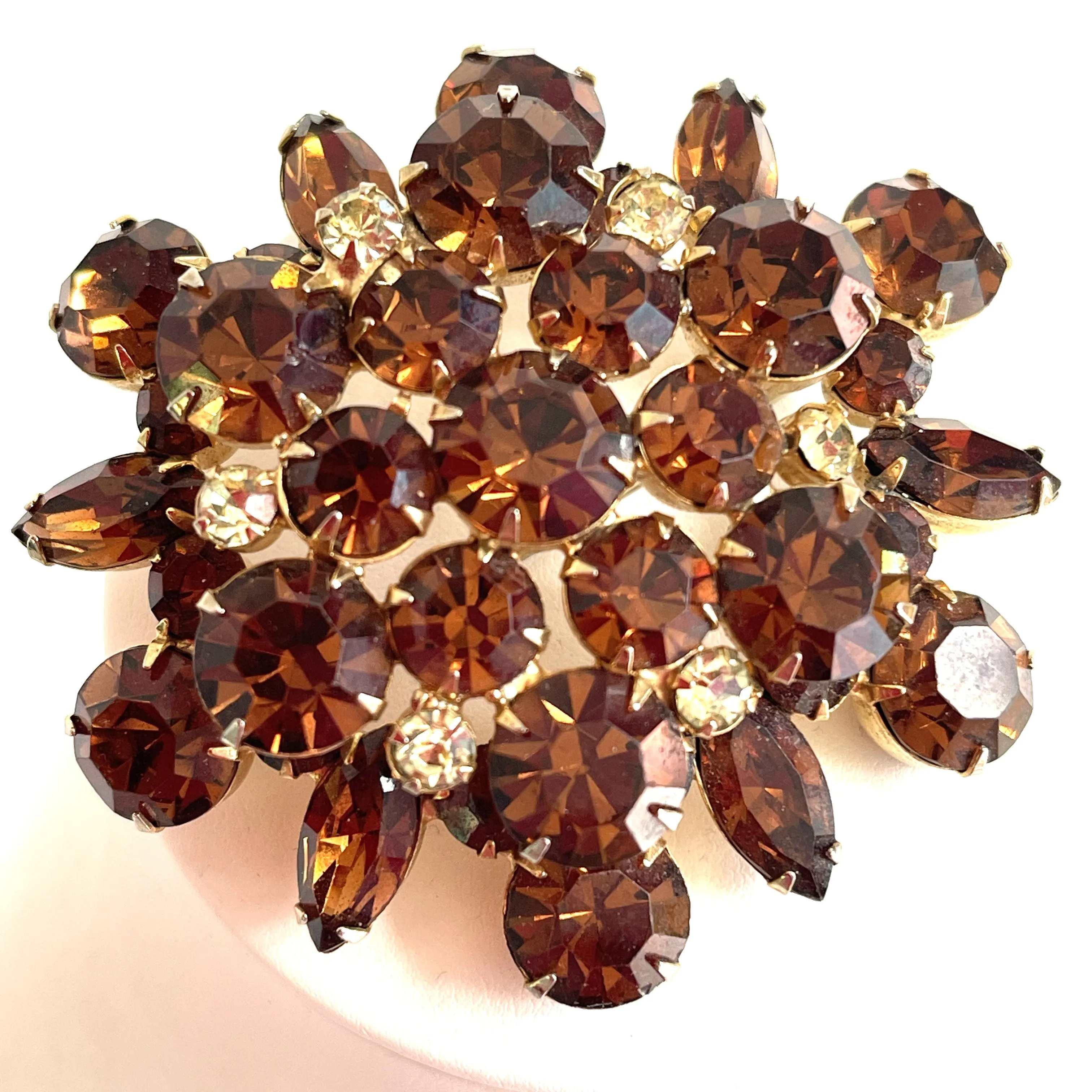 Large two dimensional Topaz Rhinestone Vintage Brooch