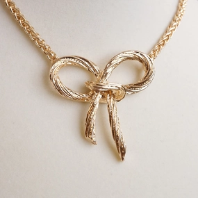 Effortless Wear Large Rope Textured Bow Pendant Statement Necklace Gold Silver Tone