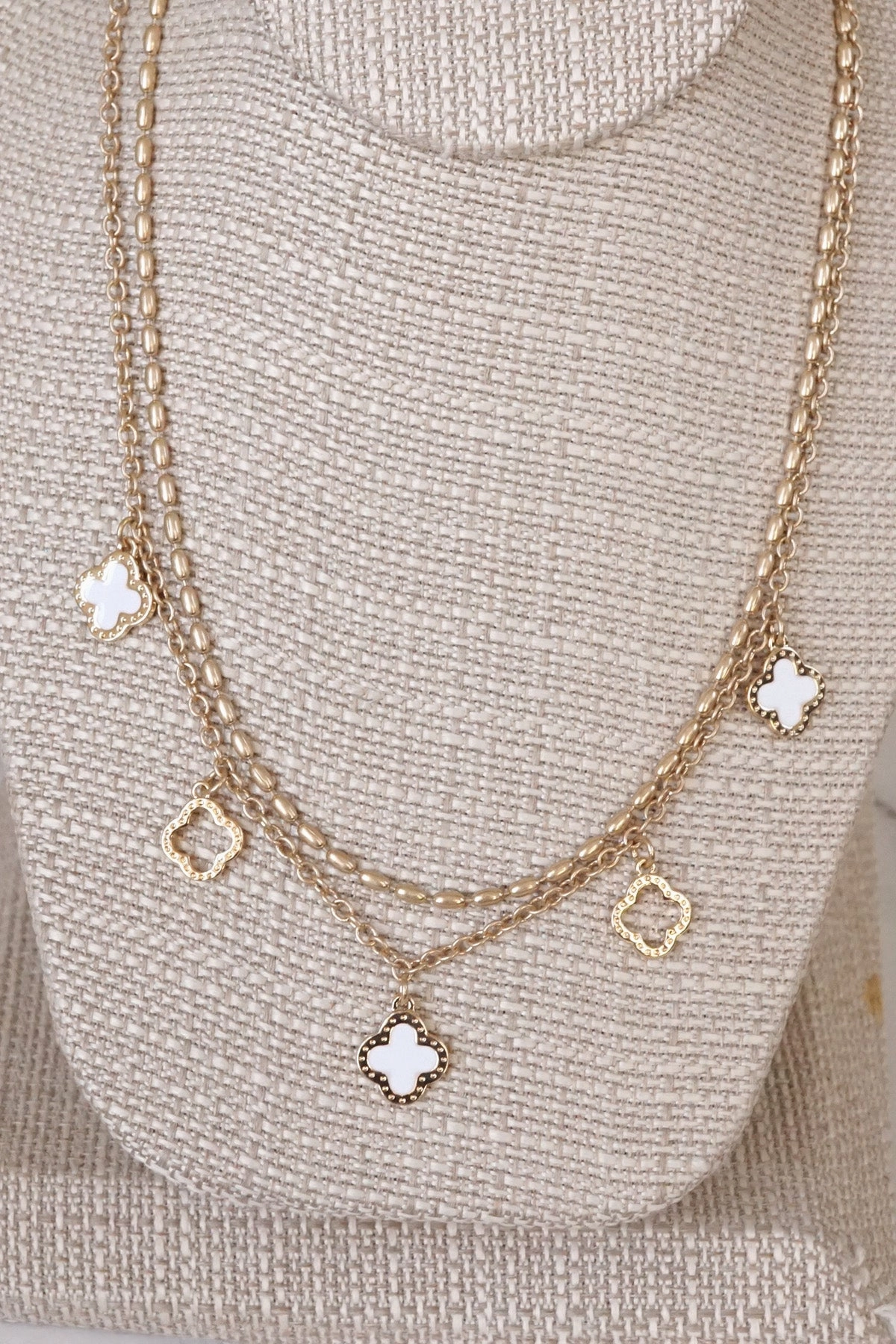 Layered gold tone short Clover necklace pendant Pink White Turquoise Black Comfort Fit For Father