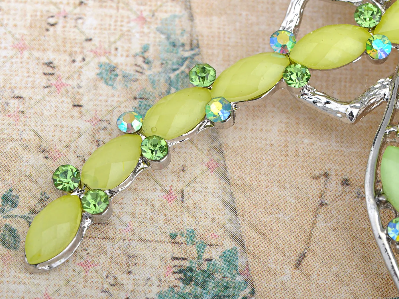 Light Green Beaded Dragonfly Peridot Pin Brooch