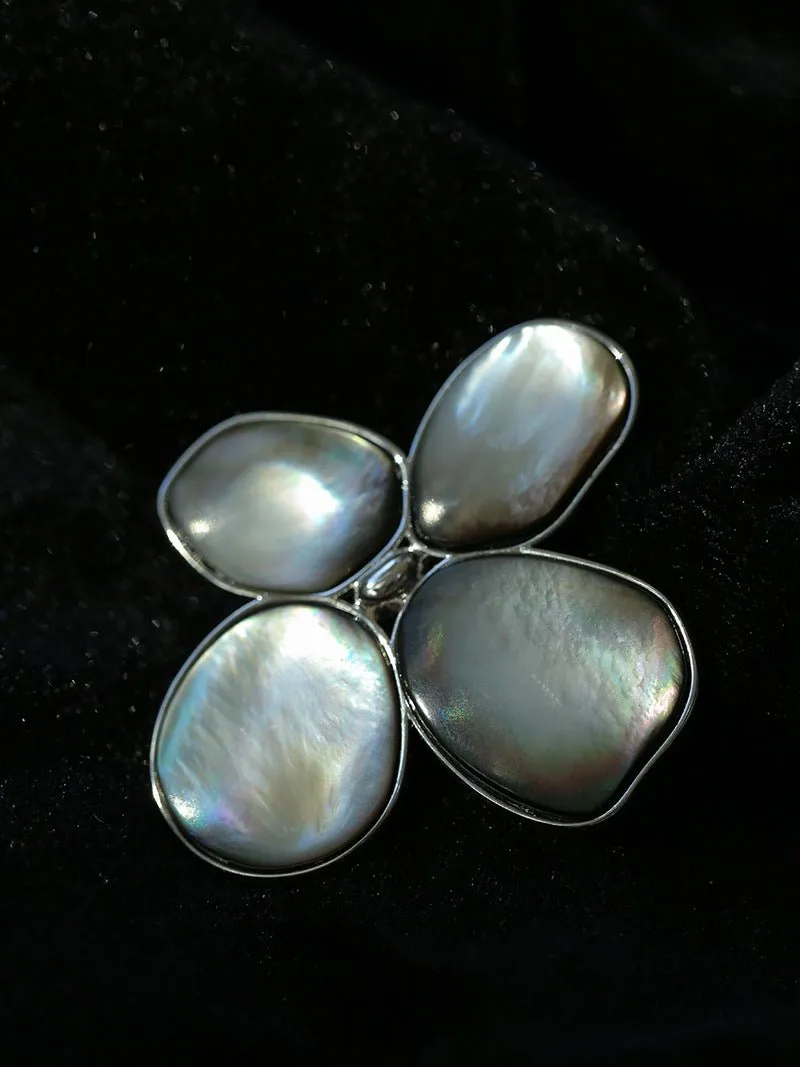 Lilac Blossom Natural Gray Mother-of-pearl Brooch
