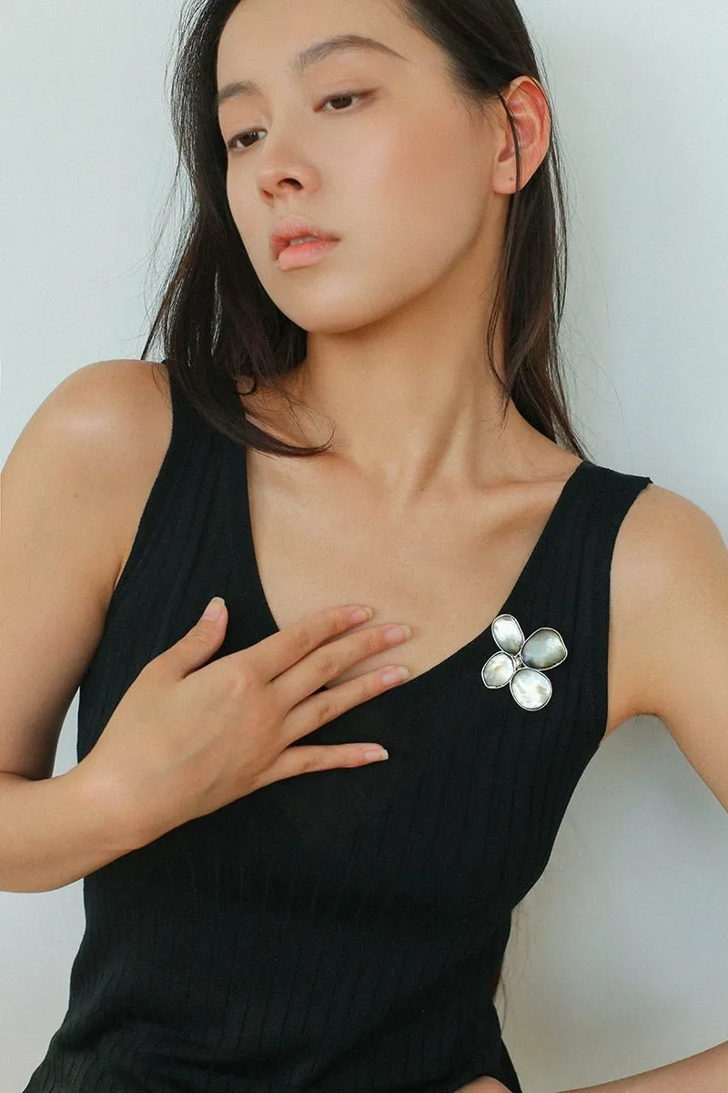 Lilac Blossom Natural Gray Mother-of-pearl Brooch