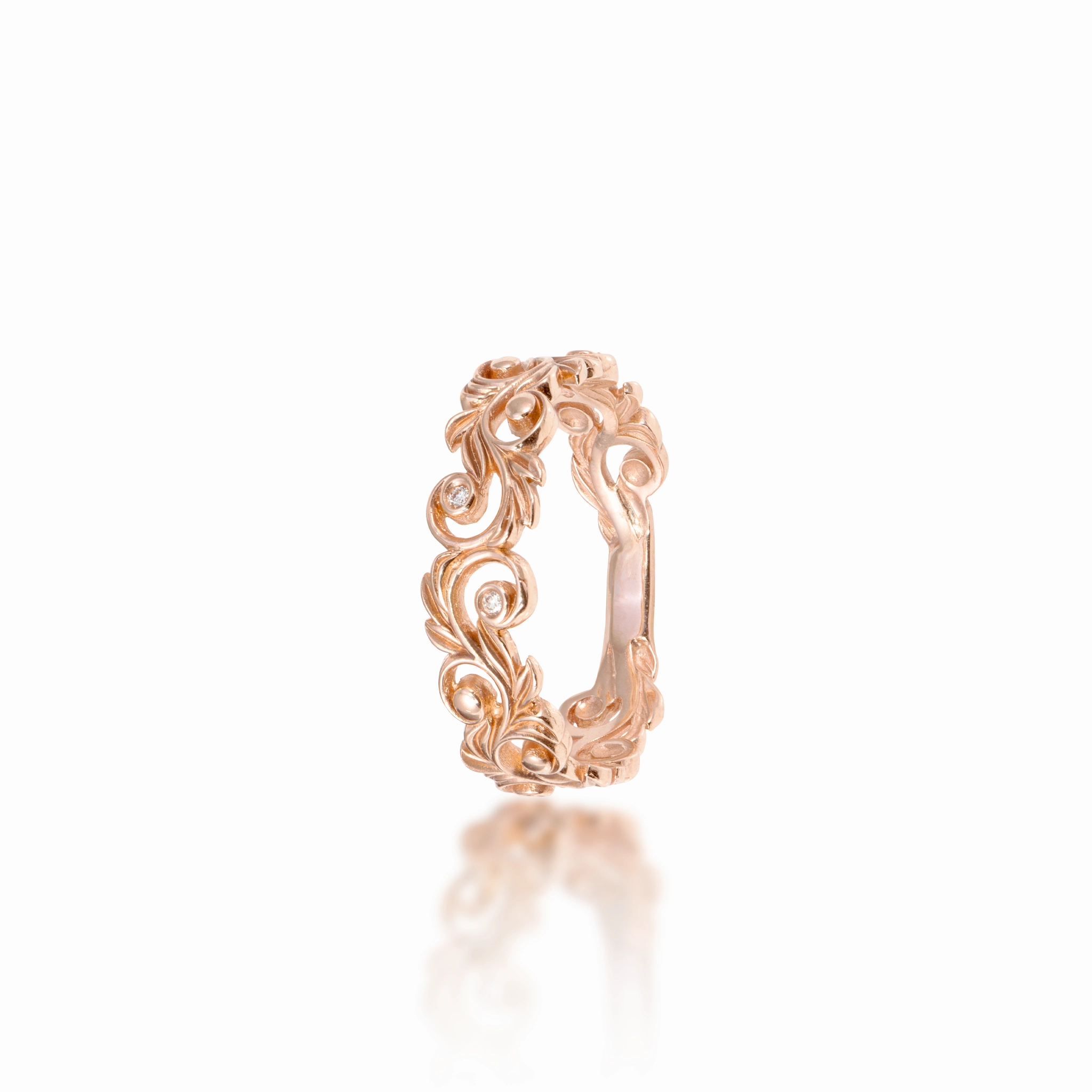 Living Heirloom Ring in Rose Gold with Diamonds - 6mm Elegant Touch