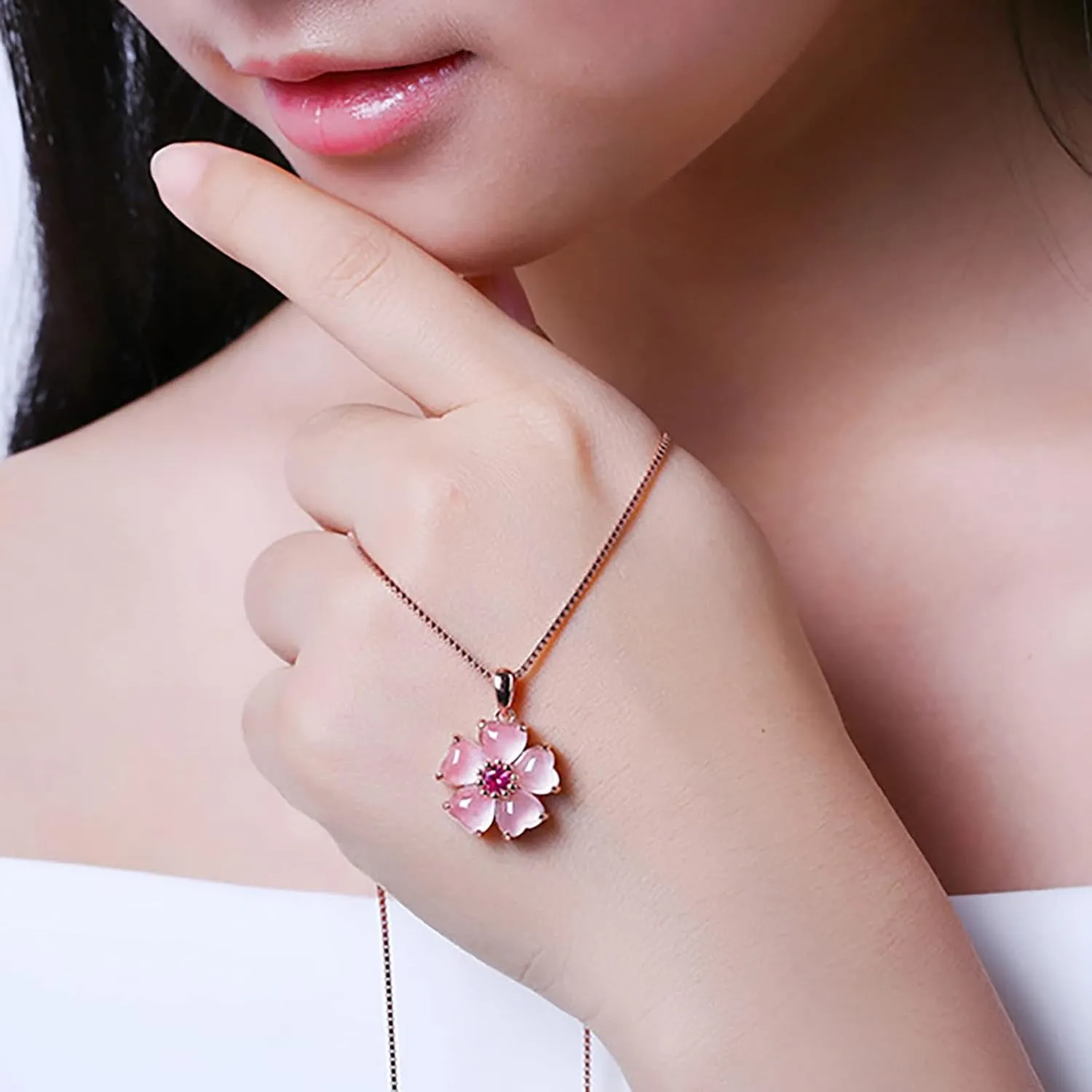 Love Flowers Pendant Necklace Solitaire Zircon Clavicle Chain Dainty Temperament Anniversary Necklaces for Women (Pink, One Size)