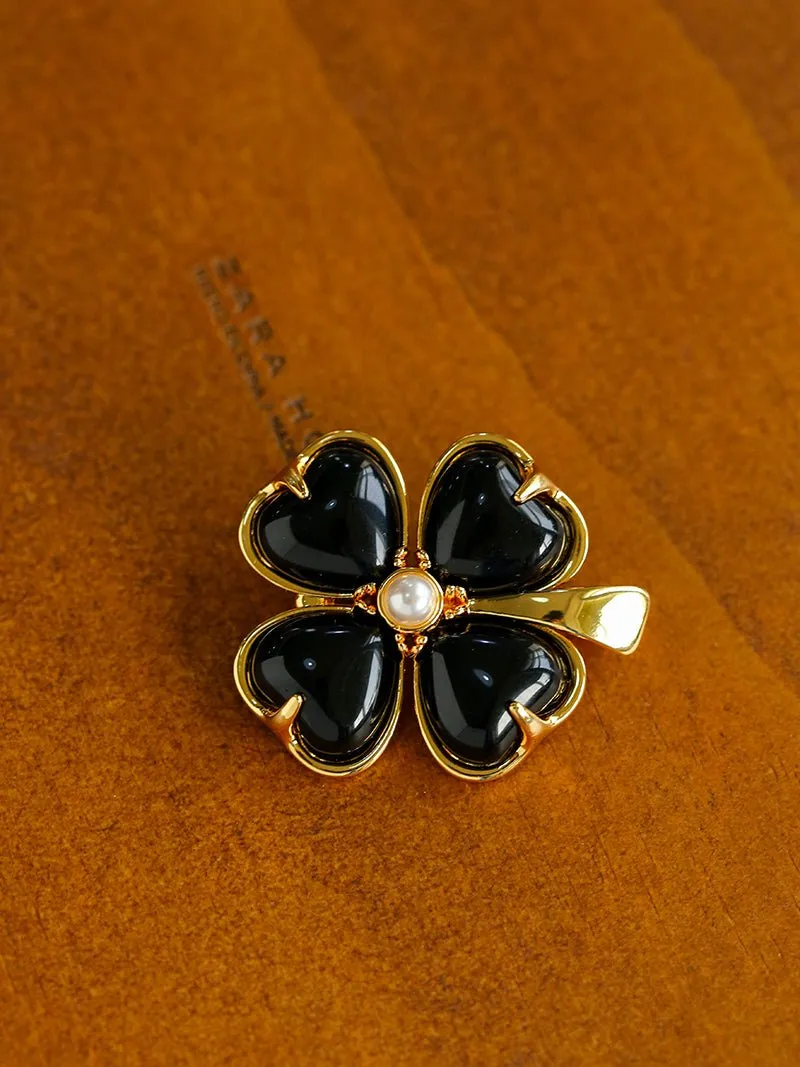 Lucky Clover Black Agate Brooch