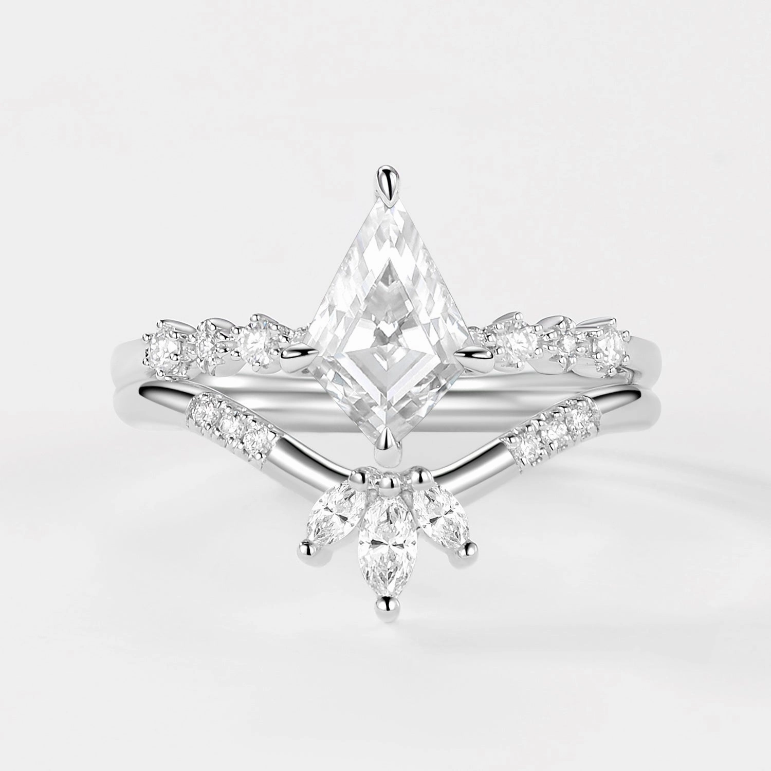 Flirty Look Weekend Look Kite Cut Moissanite Stacking Engagement Ring Sets 2pcs