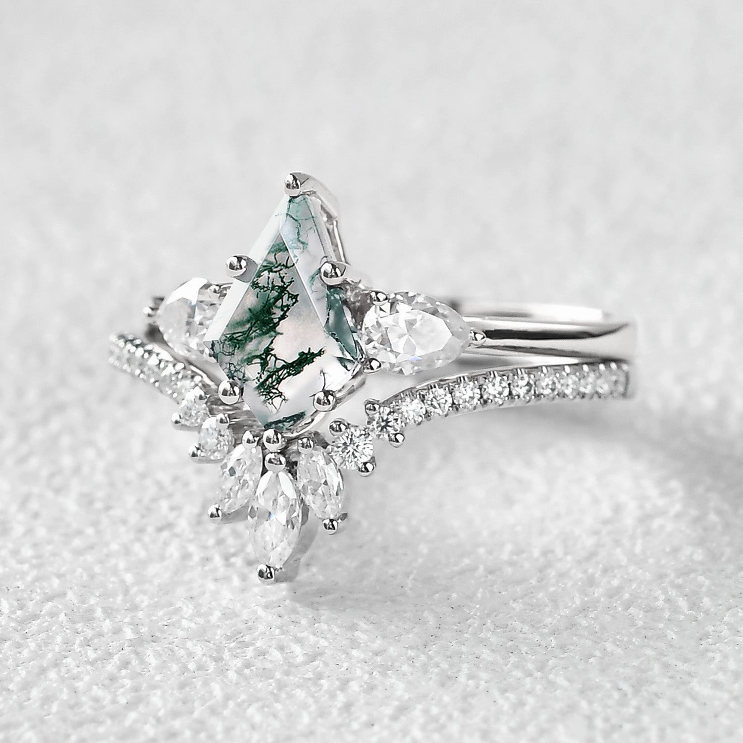 Kite Cut Green Moss Agate White Gold Engagement Ring Set 2pcs Timeless Contour Glam Light