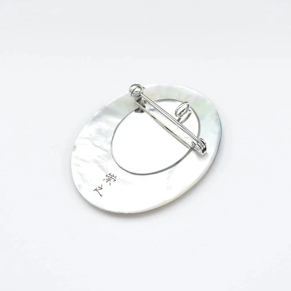 Maki-e Urushi Lacquer Brooch - White South Sea Pearl Shell / Chrysanthemum  -, Traditional Japanese Urushi Lacquer Jewelry