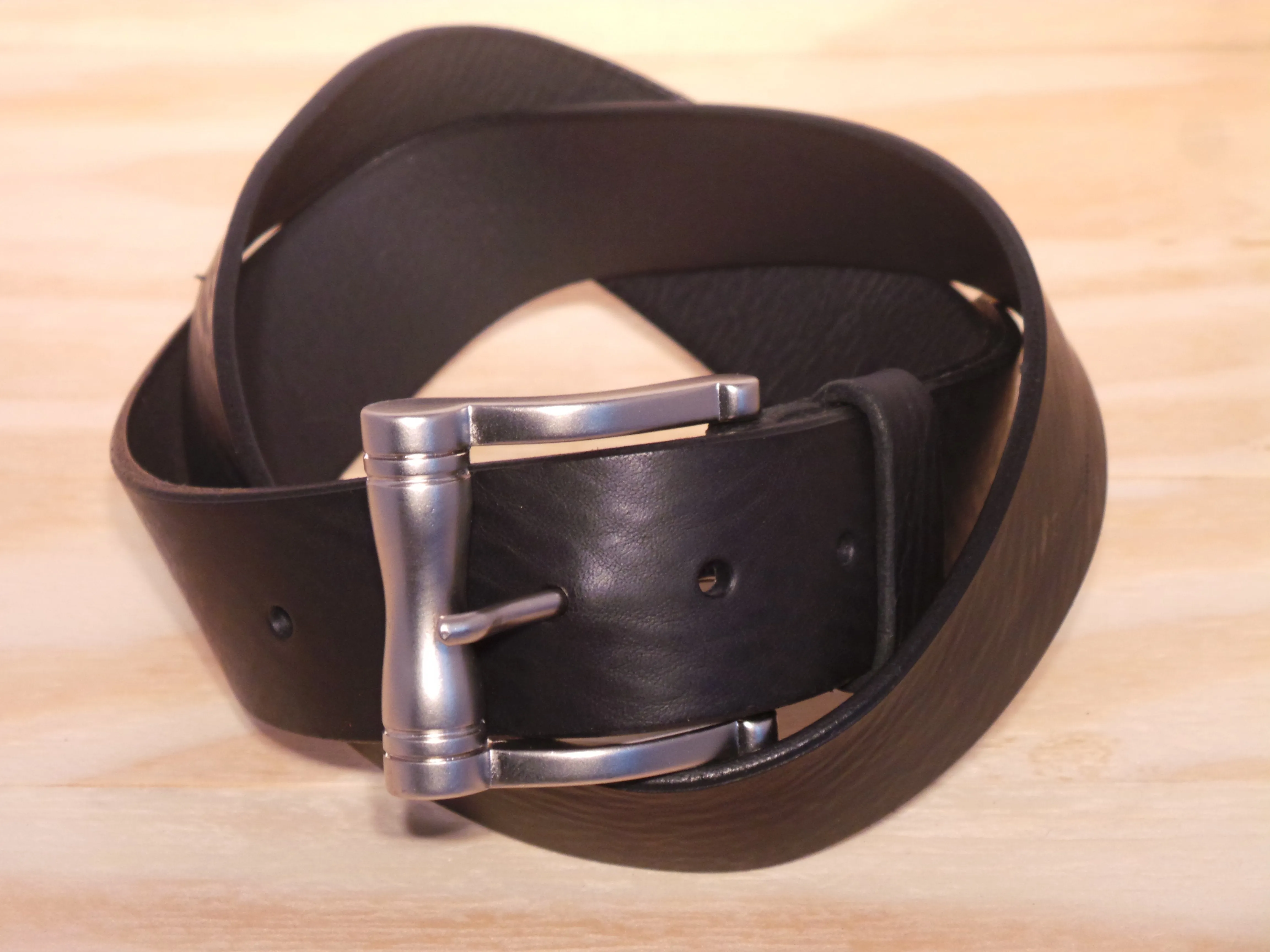 Matt Silver Scroll Buckle 1 1/2 Inch Leather Belt